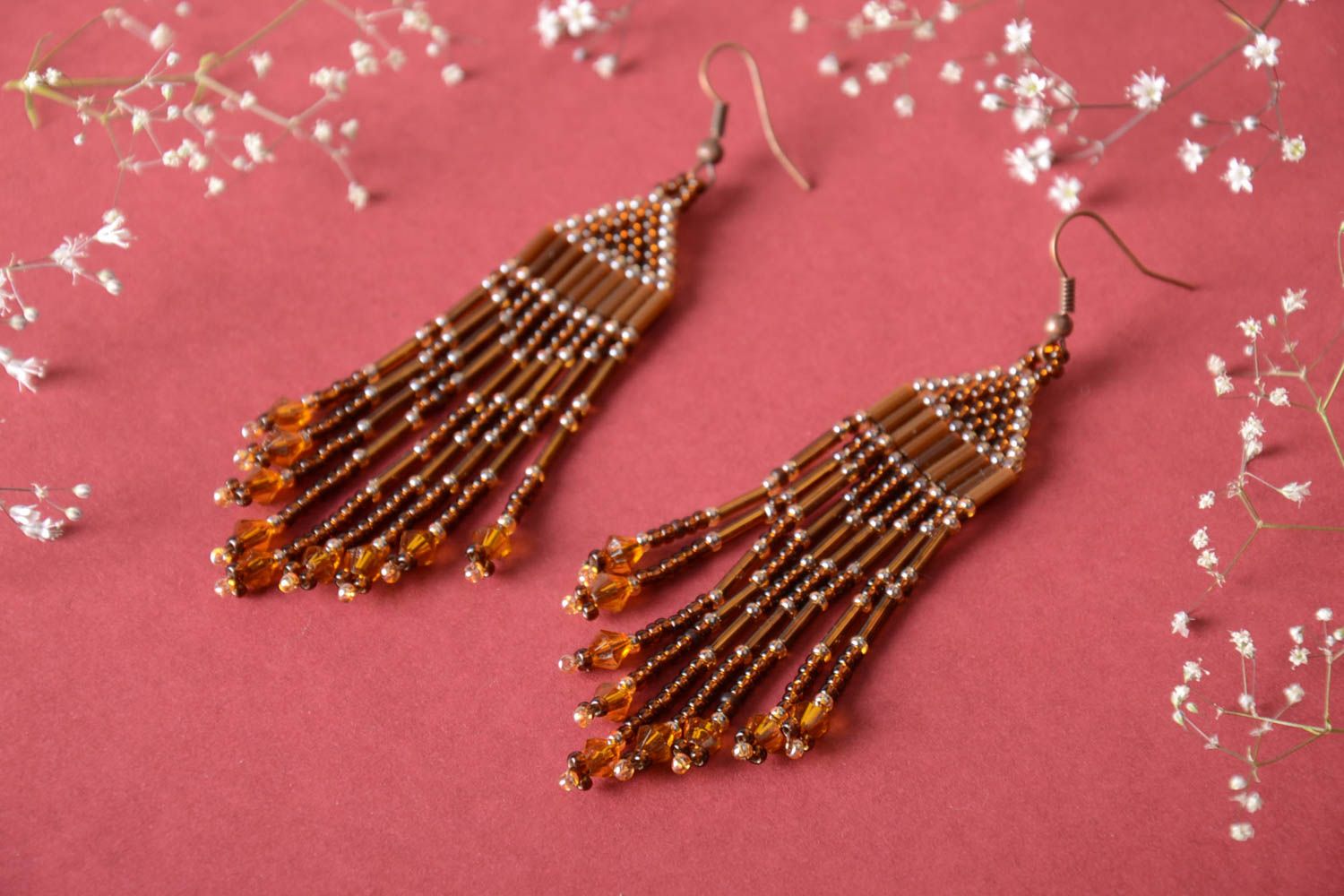 Orecchini di perline fatti a mano lunghi accessorio originale bello da donna foto 1