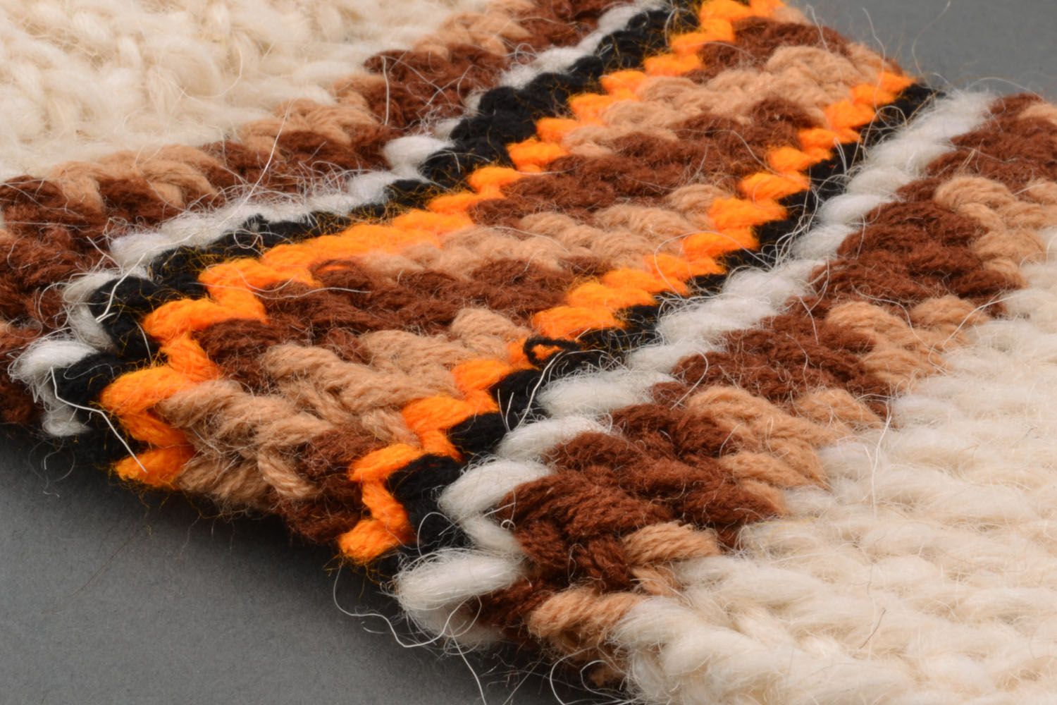 Calcetines de lana tejidos a mano Blancos con anaranjado	 foto 3