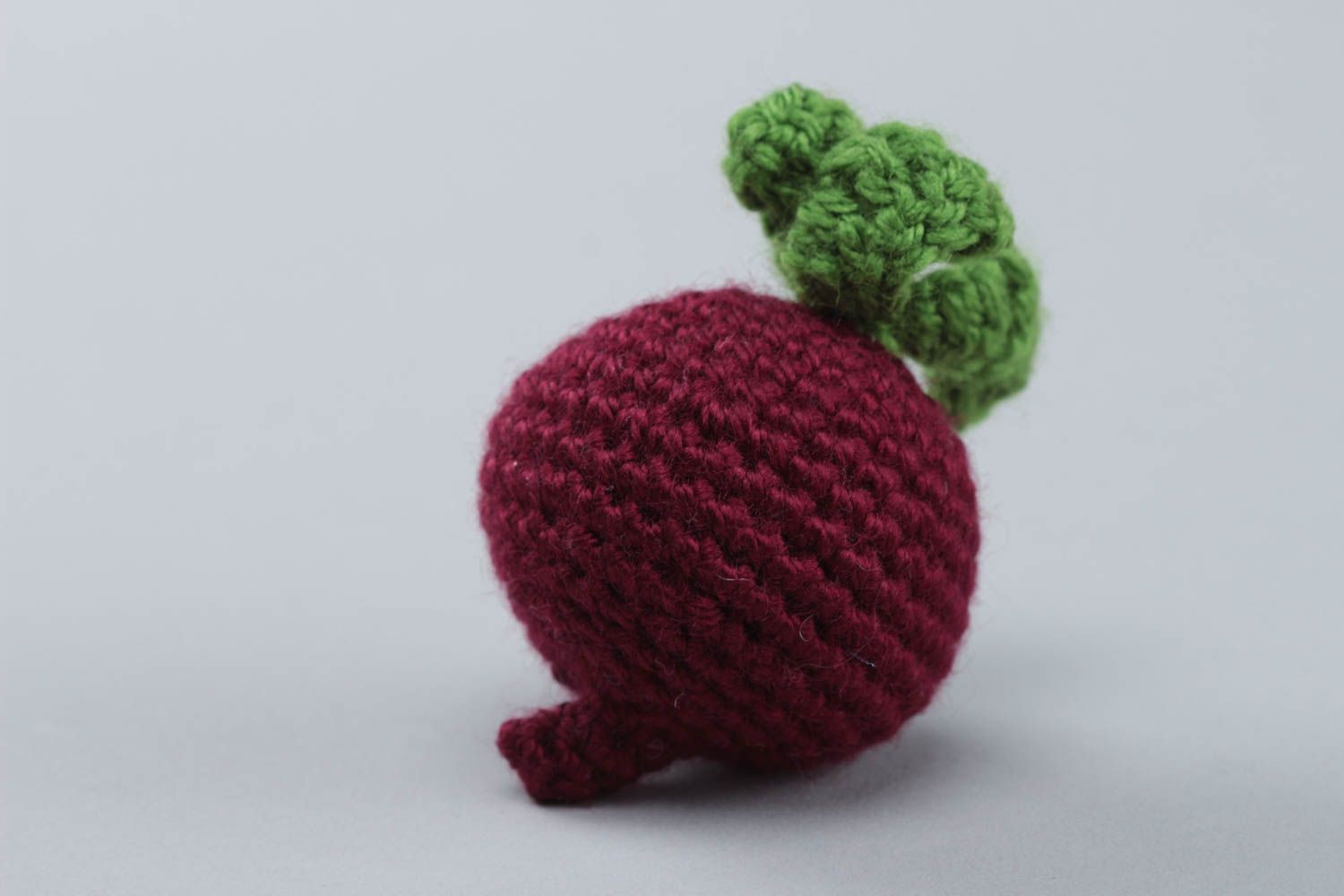 Handmade small acrylic crochet soft toy vegetable beet for kids and decor photo 4