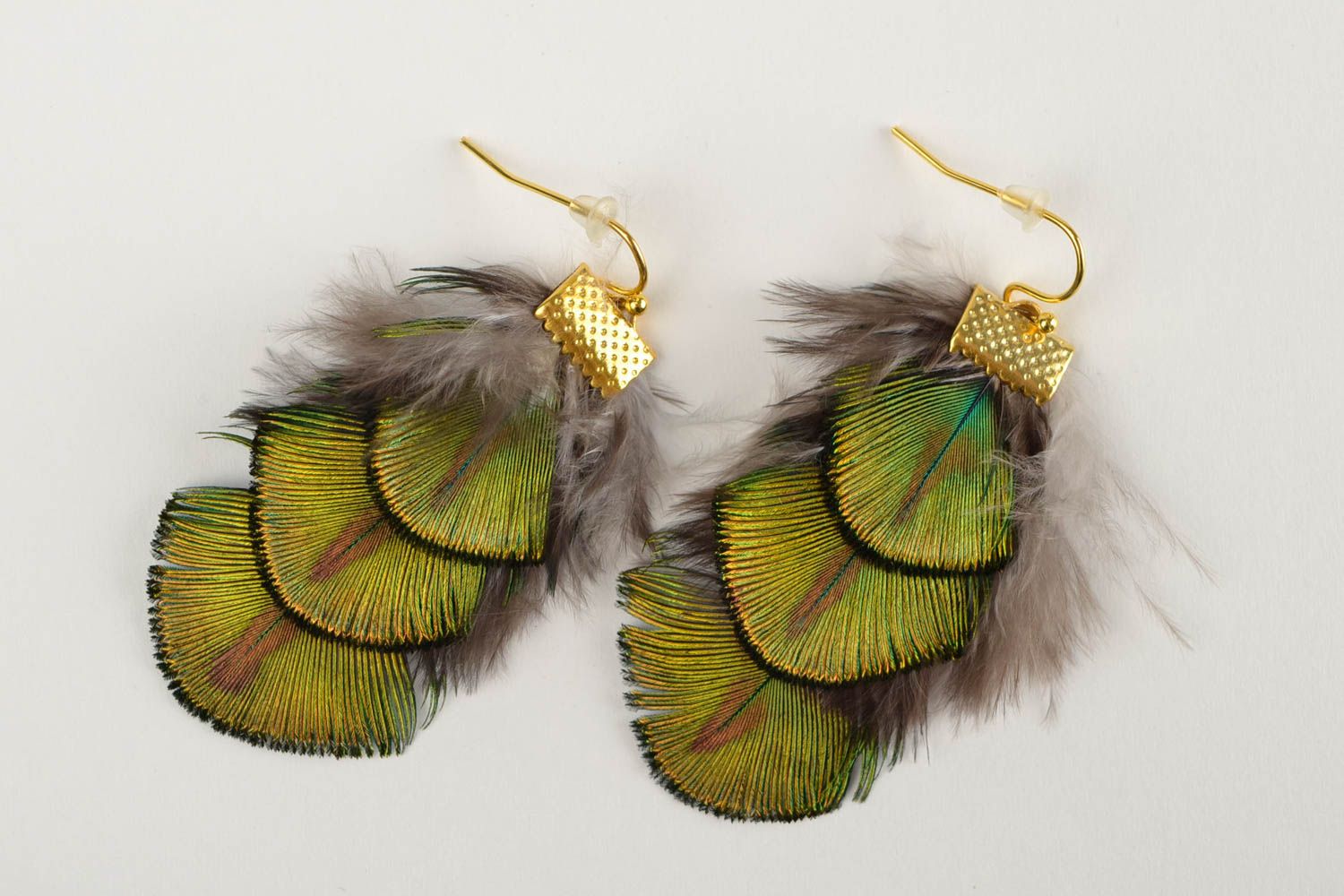 Boucles d'oreilles plumes de paon Bijou fait main vertes longues Cadeau femme photo 3
