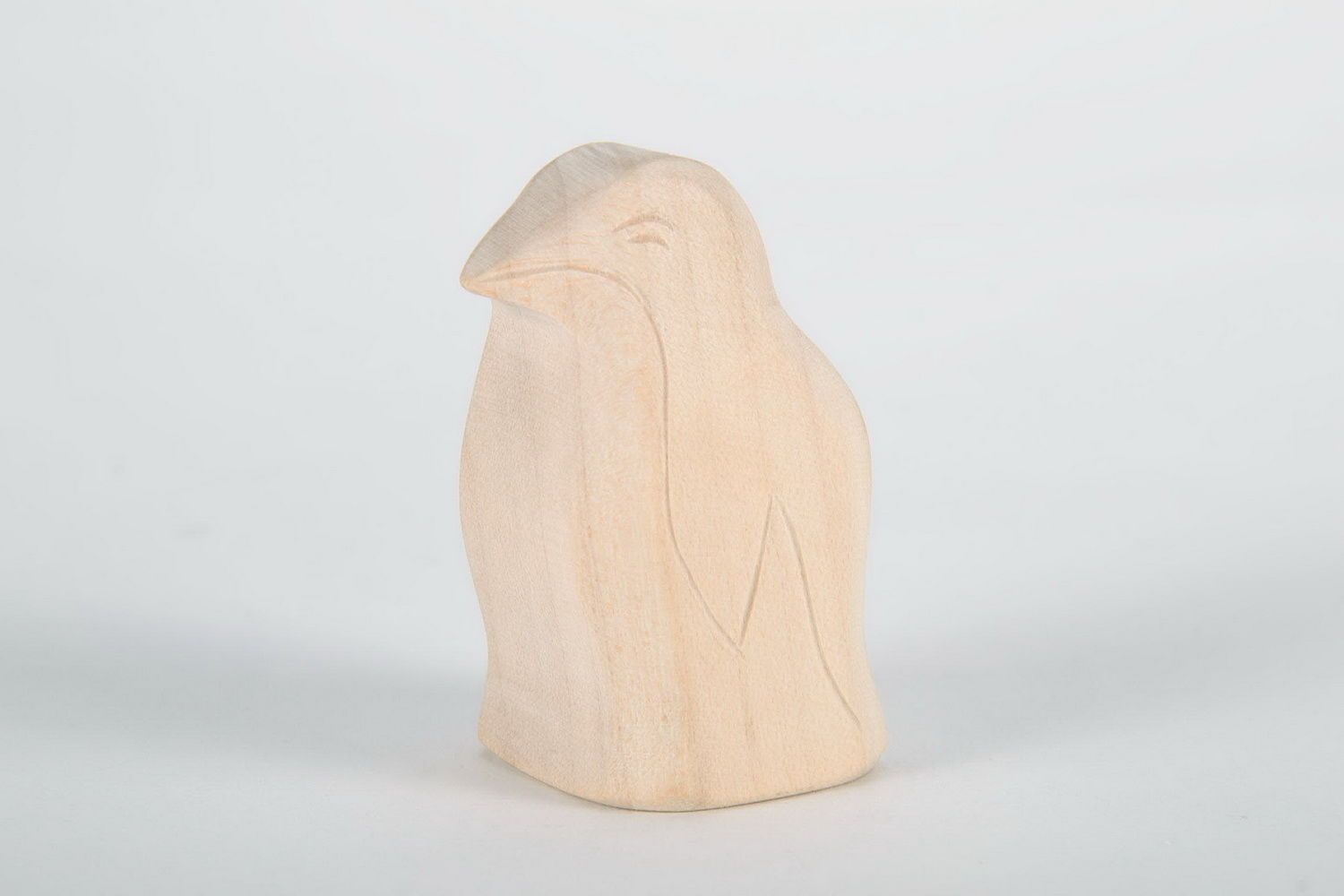 Estatuilla de madera Pingüino foto 3