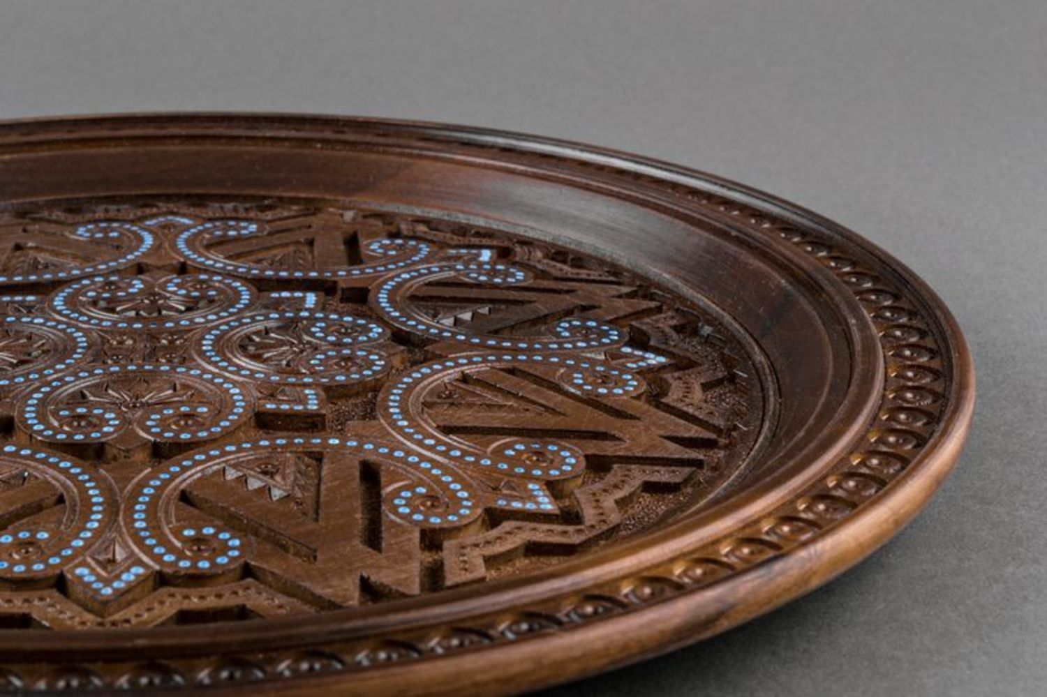 Wooden decorative plate photo 2