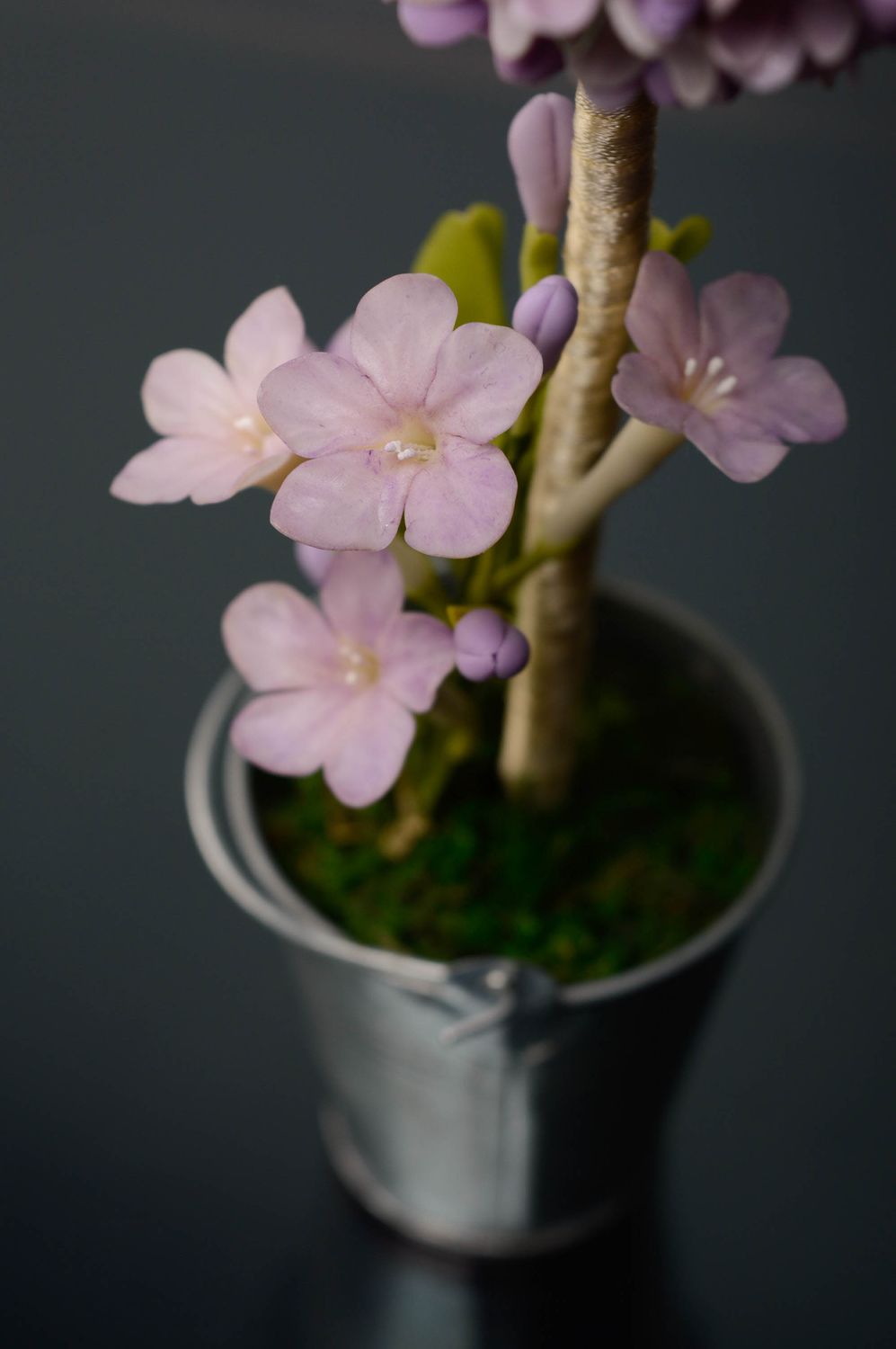 Topiaire fait main en porcelaine froide décoratif original avec fleurs violettes photo 3