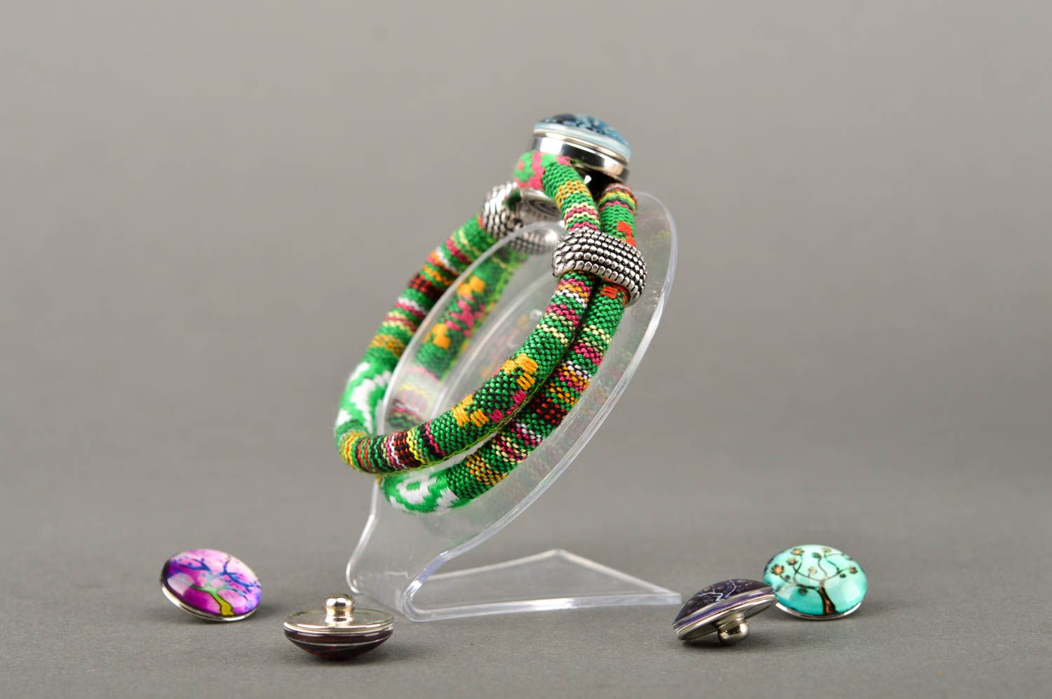 Bracelet double Bijou fait main vert hibou Accessoire pour femme bouton-pression photo 4