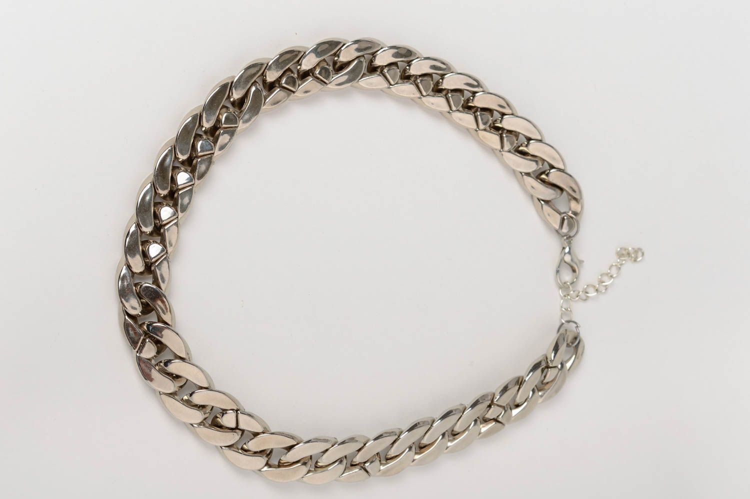 Collar de cadena ancha metálica estiloso artesanal original para mujer  foto 5