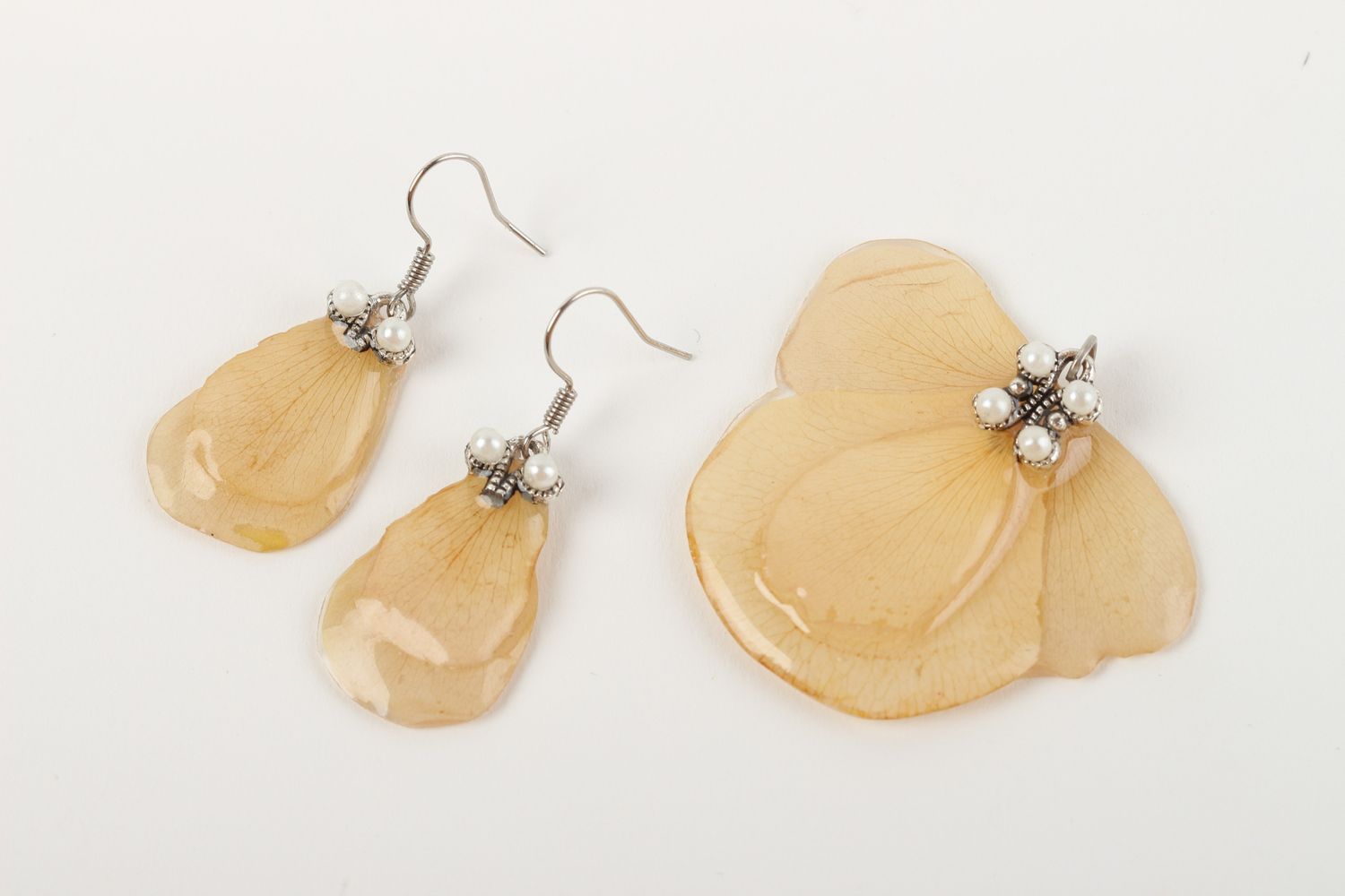 Botanic jewelry epoxy resin earrings handmade jewelry designer pendant photo 2