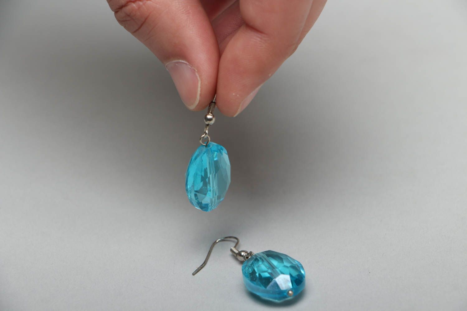 Transparent plastic earrings photo 3