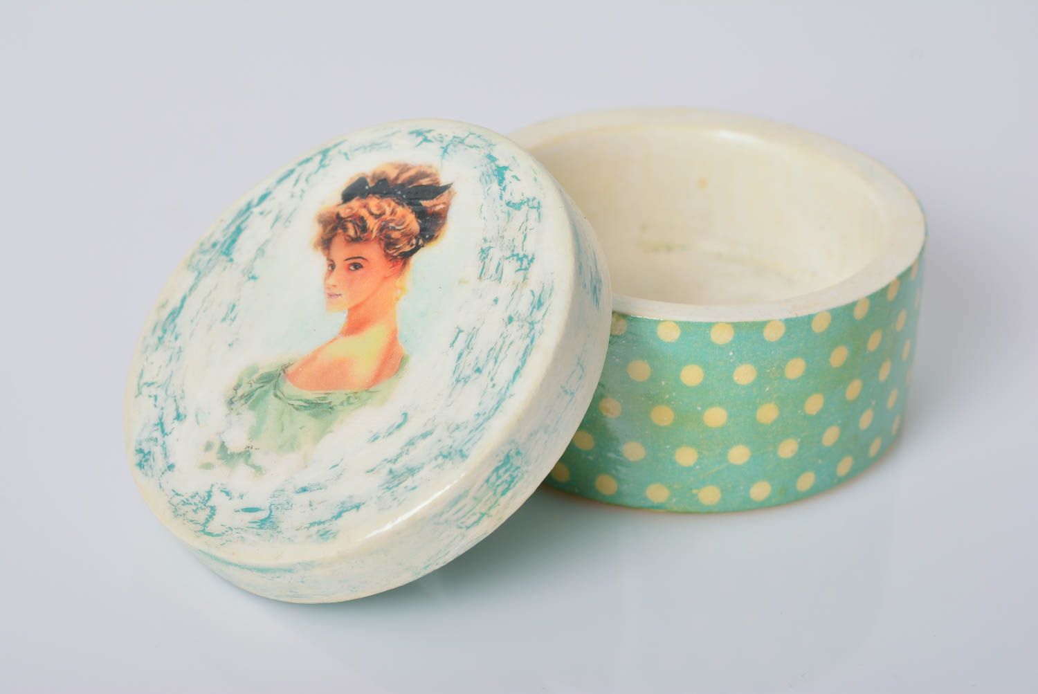 Small handmade round wooden jewelry box with decoupage Girl photo 1