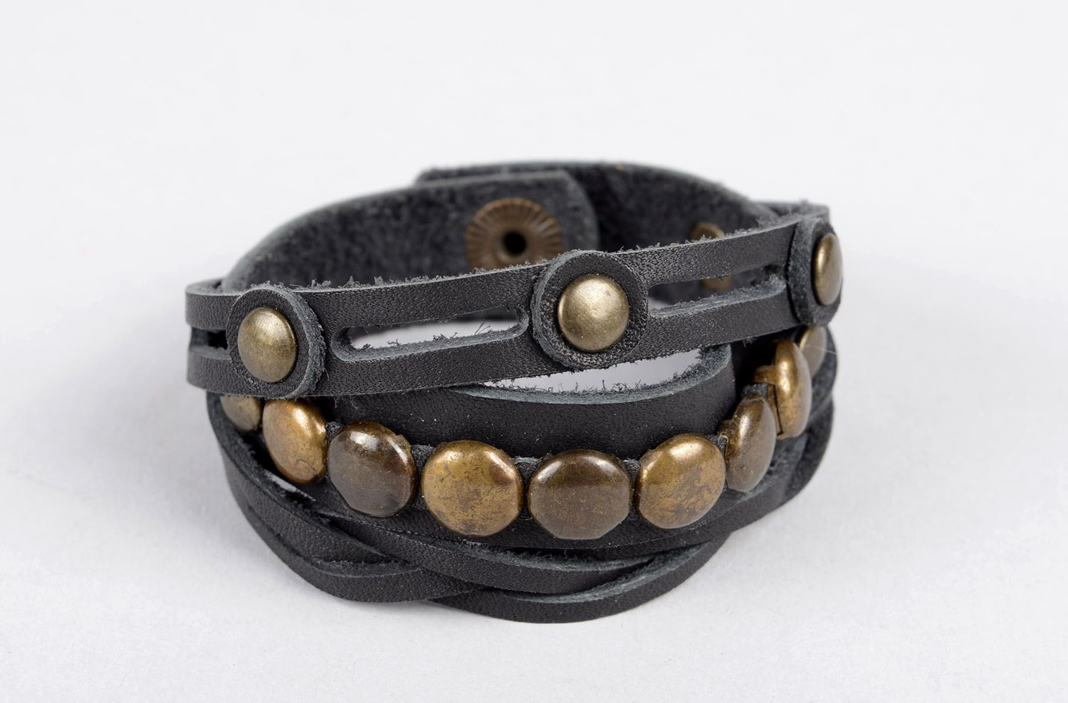 Bracelet en cuir Bijou fait main rivets métal design Accessoire femme original photo 1