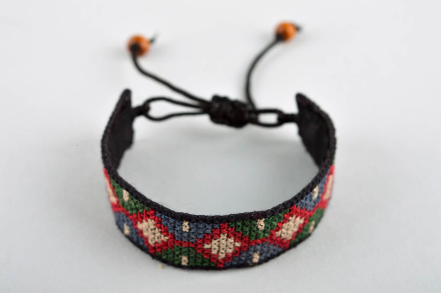 Handmade textile bracelet designs modern embroidery costume jewelry gift ideas photo 2