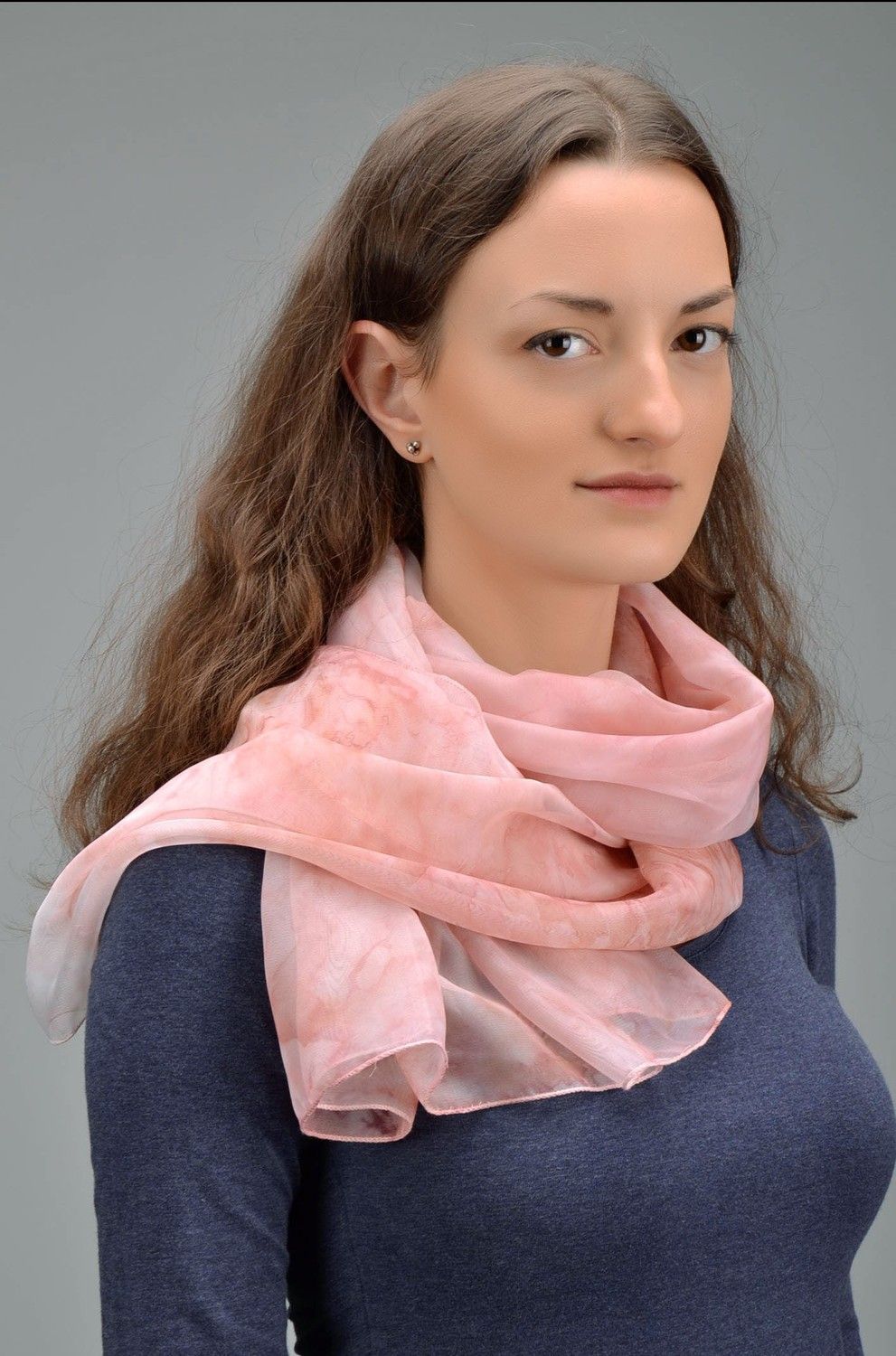 Шёлковый шарф, окрашеный по технике шибори фото 1