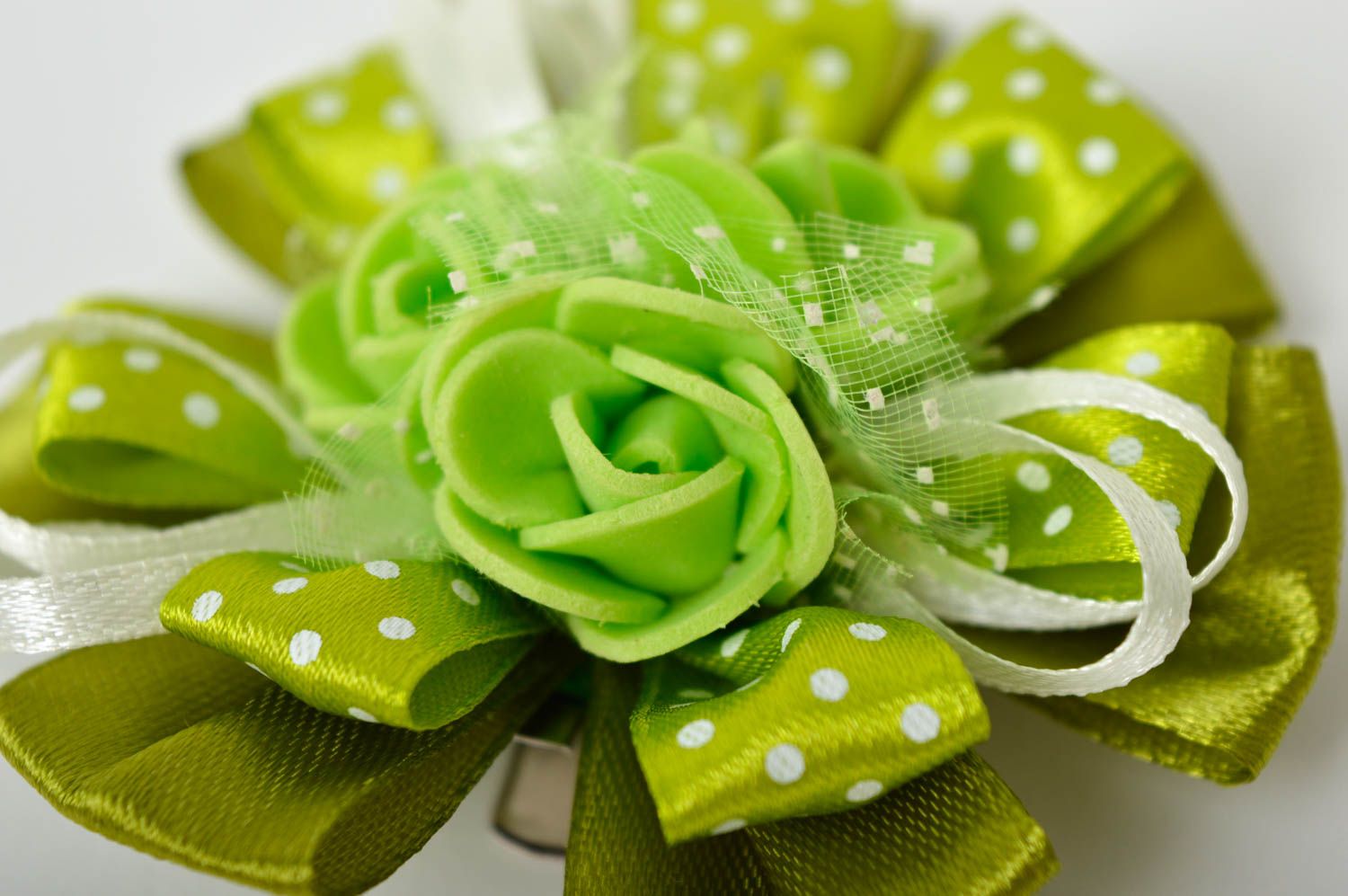 Handmade Haarspange Blume in Grün Kinder Modeschmuck Accessoire für Haare foto 5