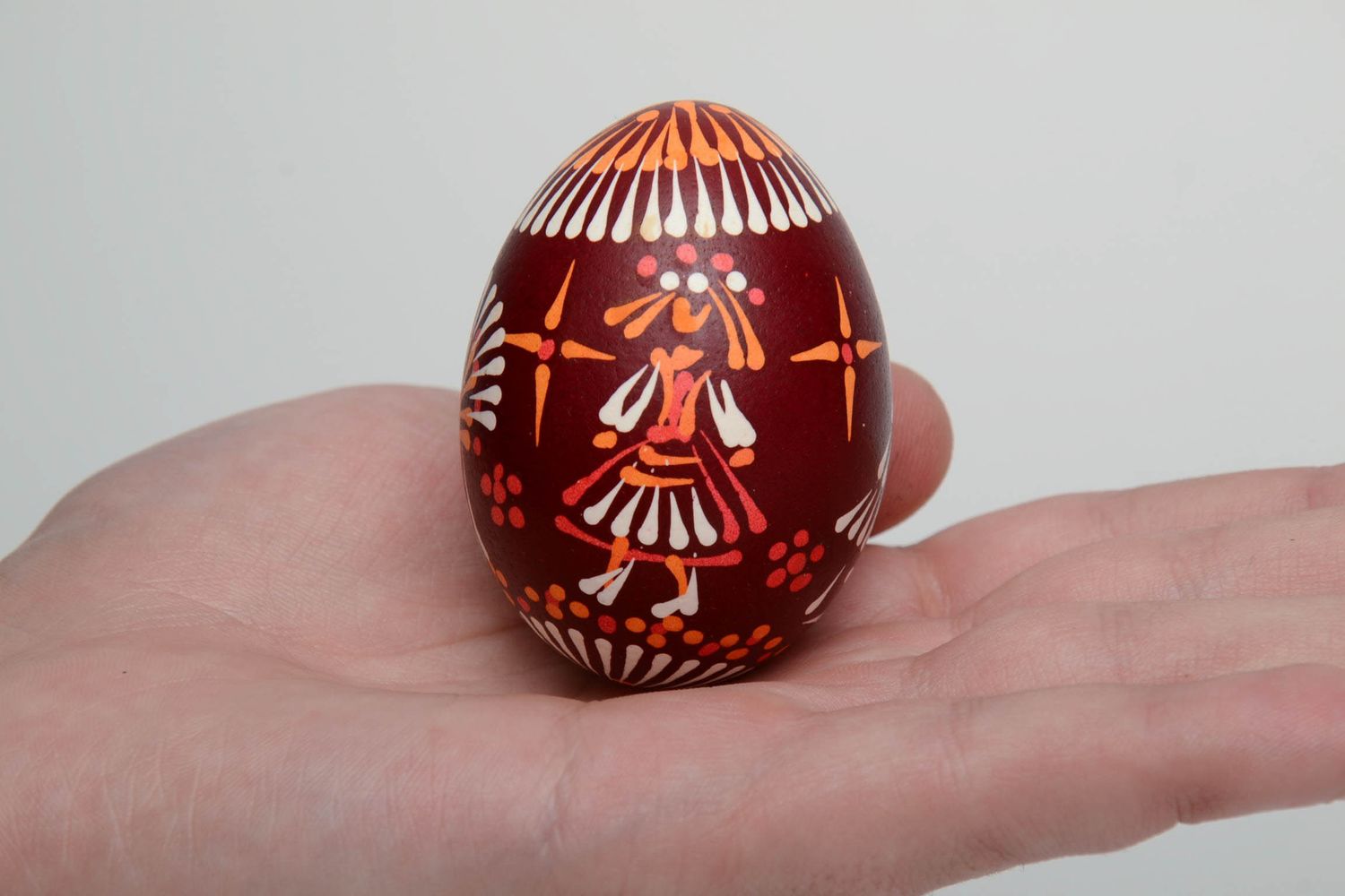 Handmade pysanka of red color with Lemkiv painting photo 5
