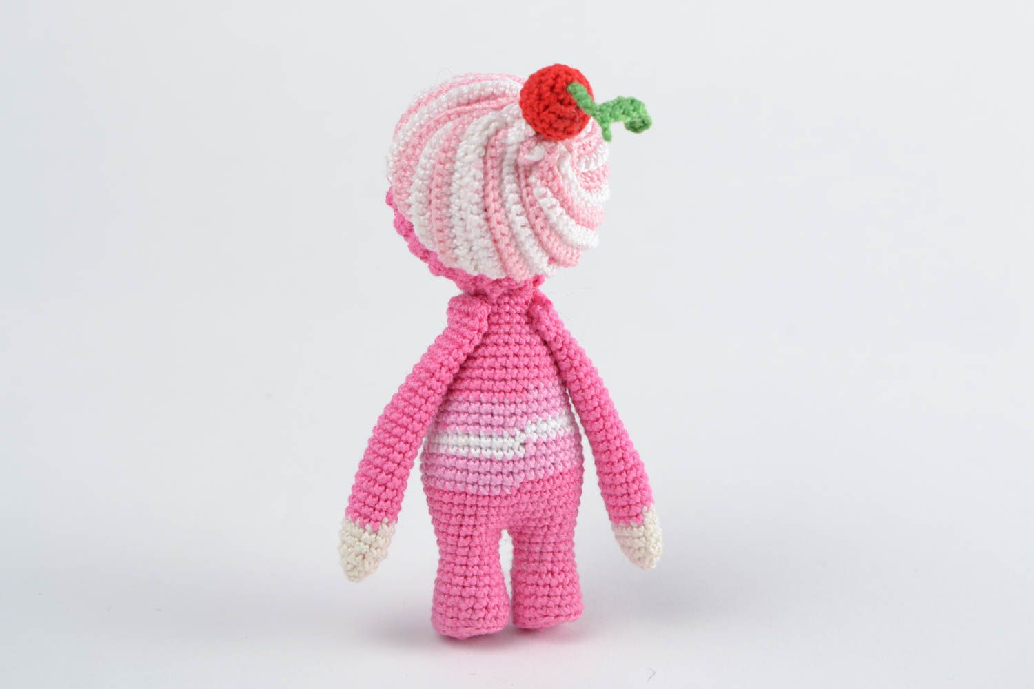 Poupée tricotée en fils de coton au crochet faite main rose petite originale photo 5