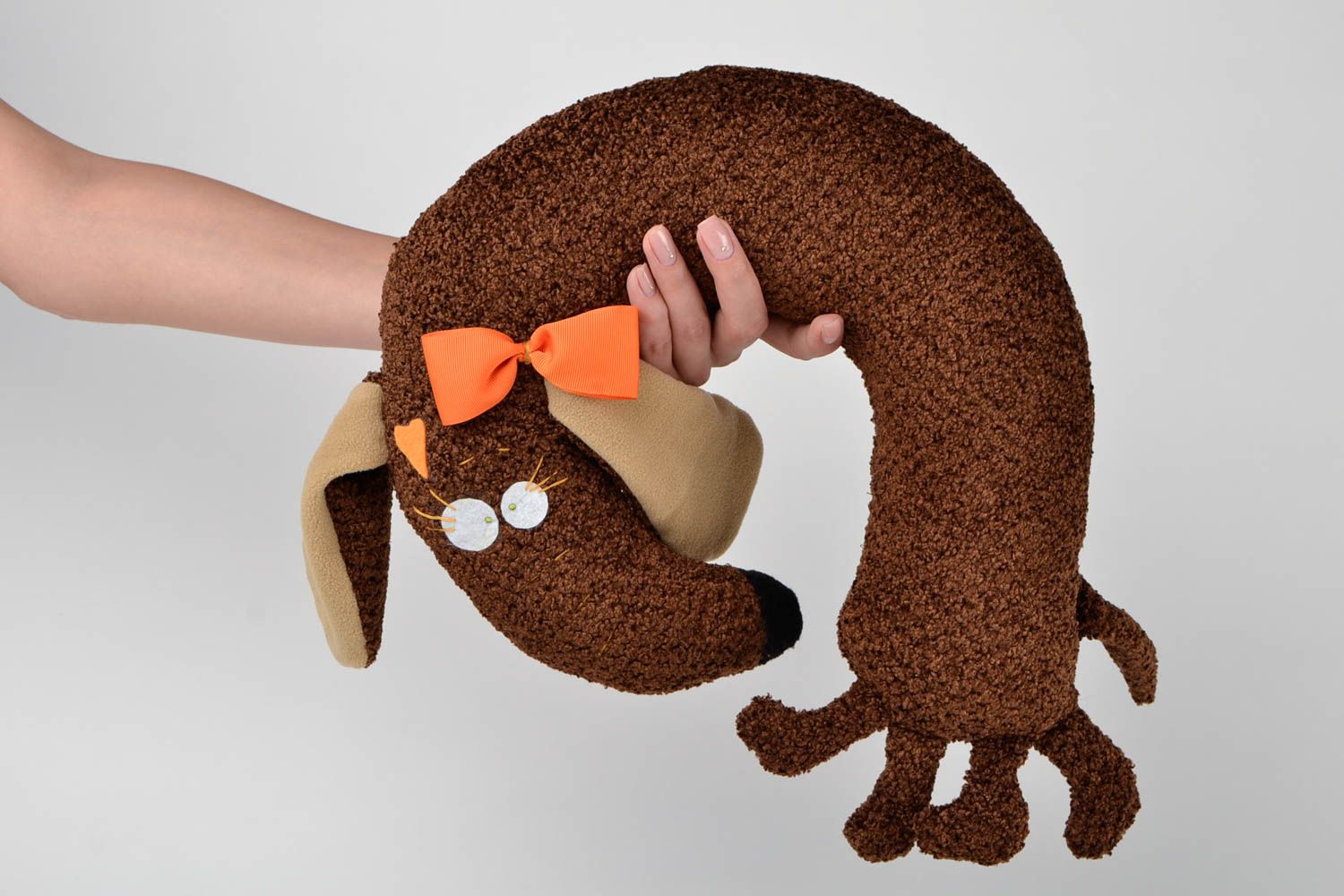 Игрушка-подушка ручной работы детская игрушка Такса коричневая игрушка для детей фото 2
