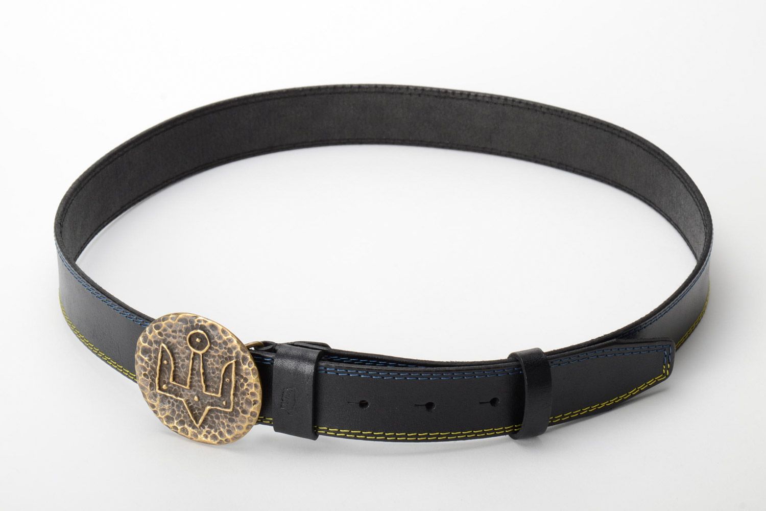 Handmade leather belt with metal buckle and embossed coat of arms of Ukraine photo 4