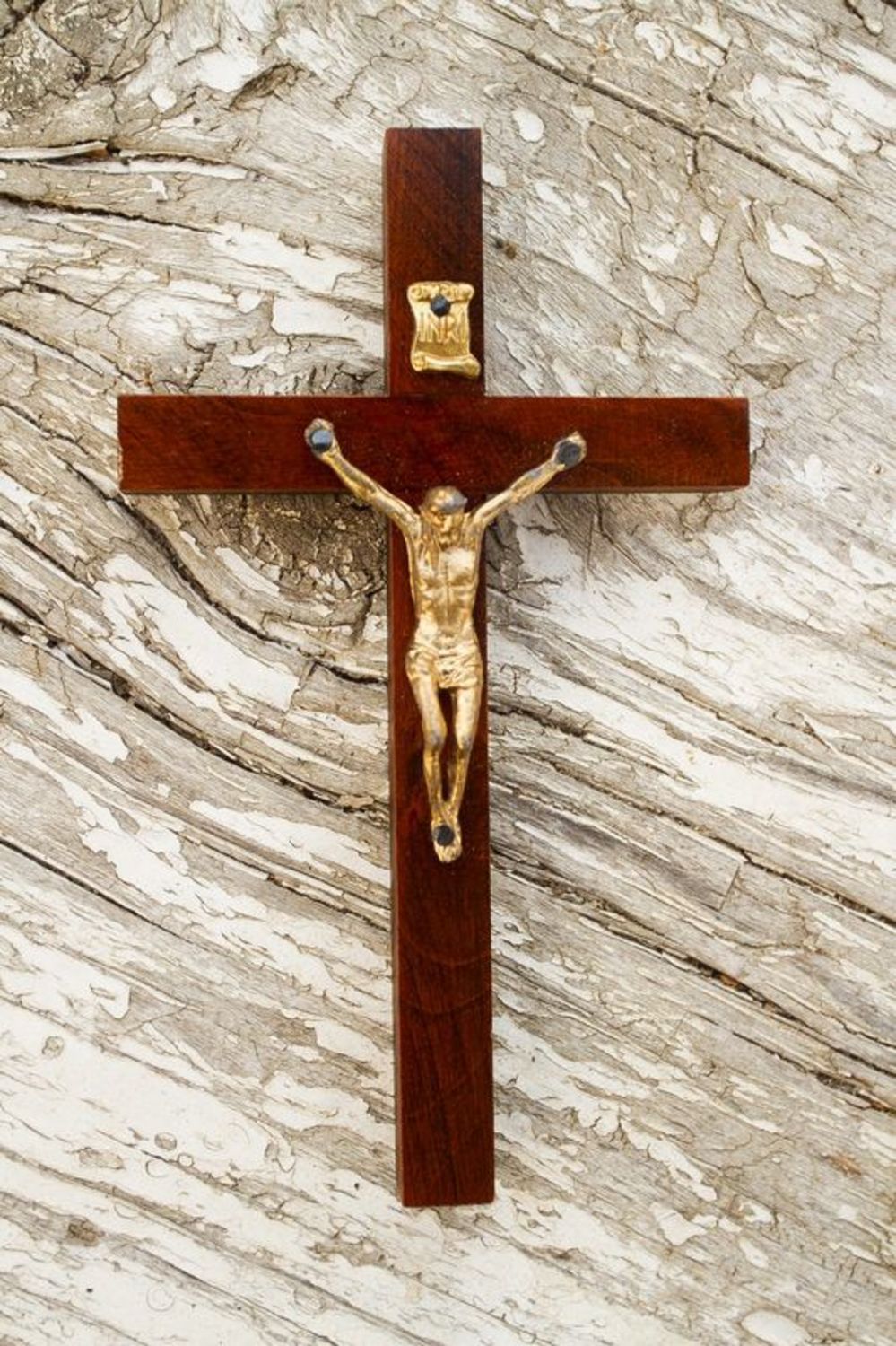Small wall crucifix photo 2