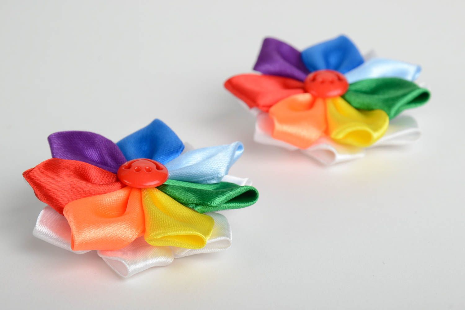 Set of 2 homemade hair clips with colorful satin ribbon kanzashi flowers  photo 4