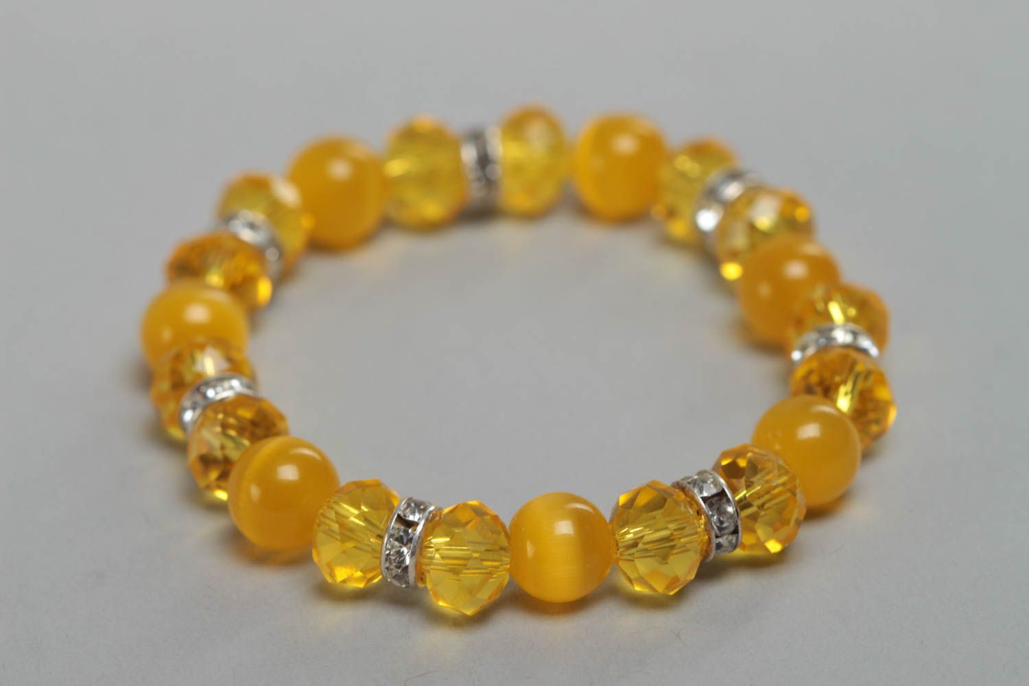 Beautiful bright yellow handmade children's glass bead bracelet unusual design photo 3