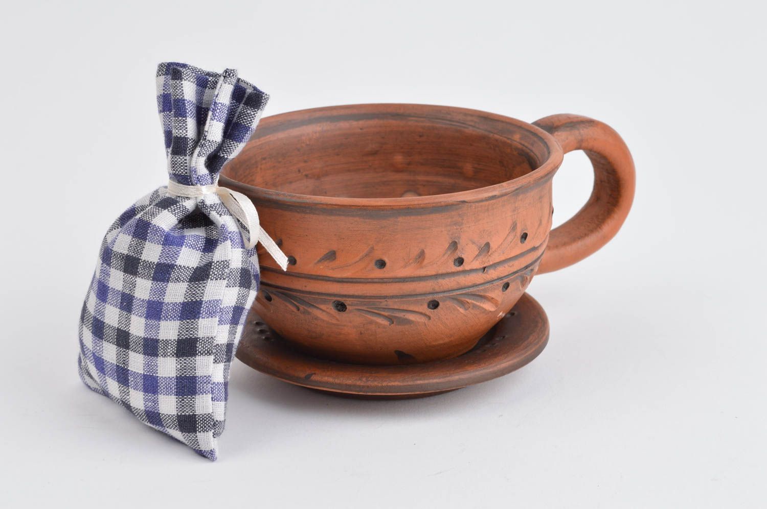 Öko Geschirr aus Keramik handmade Tee Tasse mit Untertasse schöne Ton Tasse foto 1