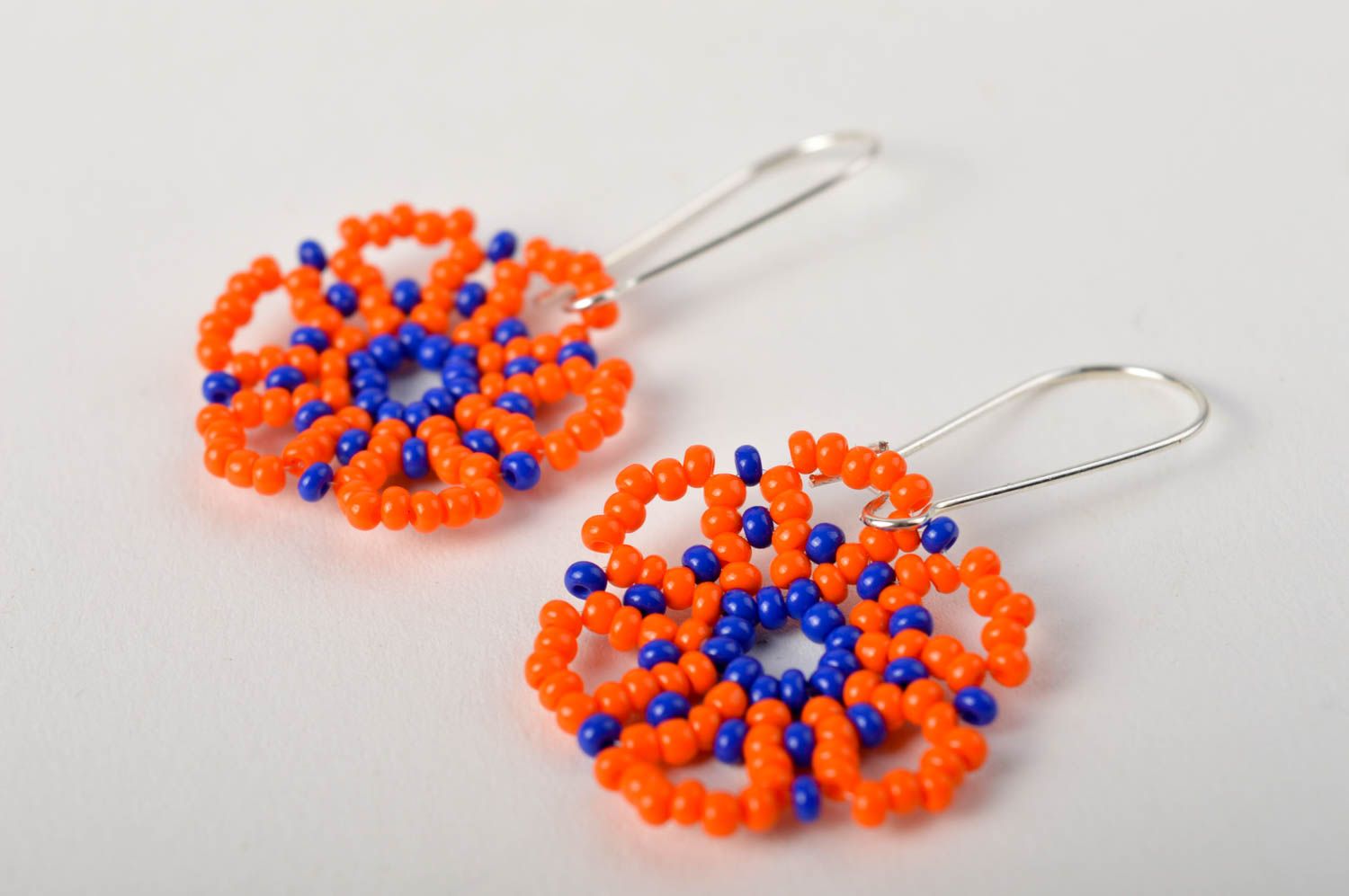 Handmade beaded cute earrings unusual stylish earrings flower jewelry photo 4