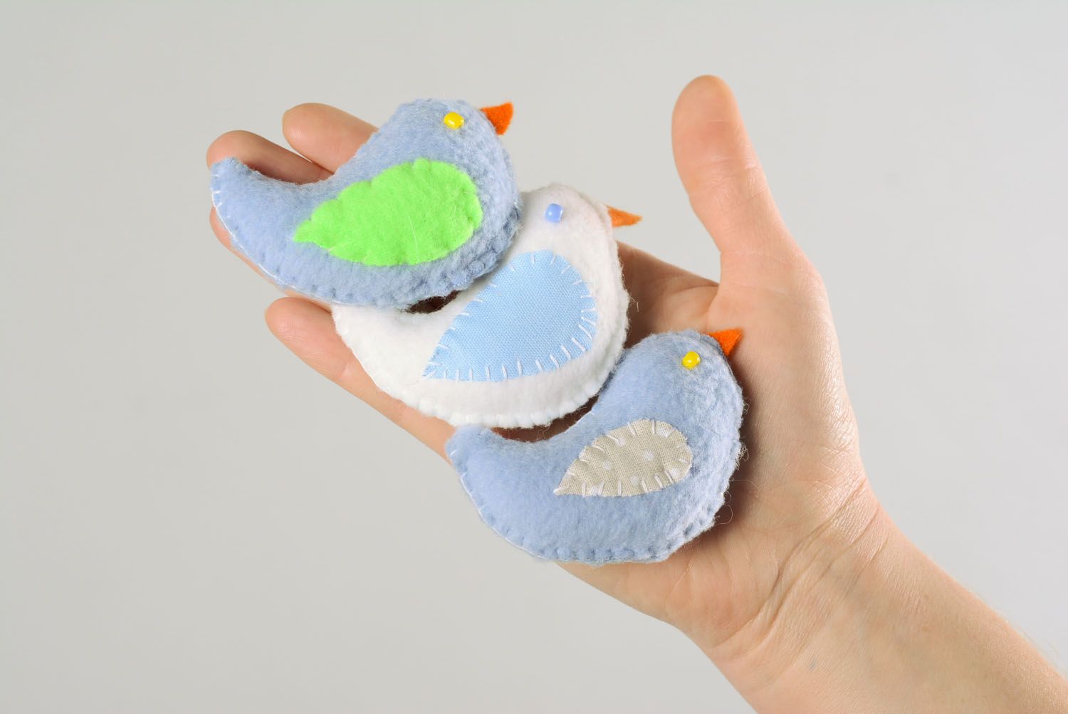 Conjunto de brinquedos macios de tecido feito à mão Pássaros  foto 5