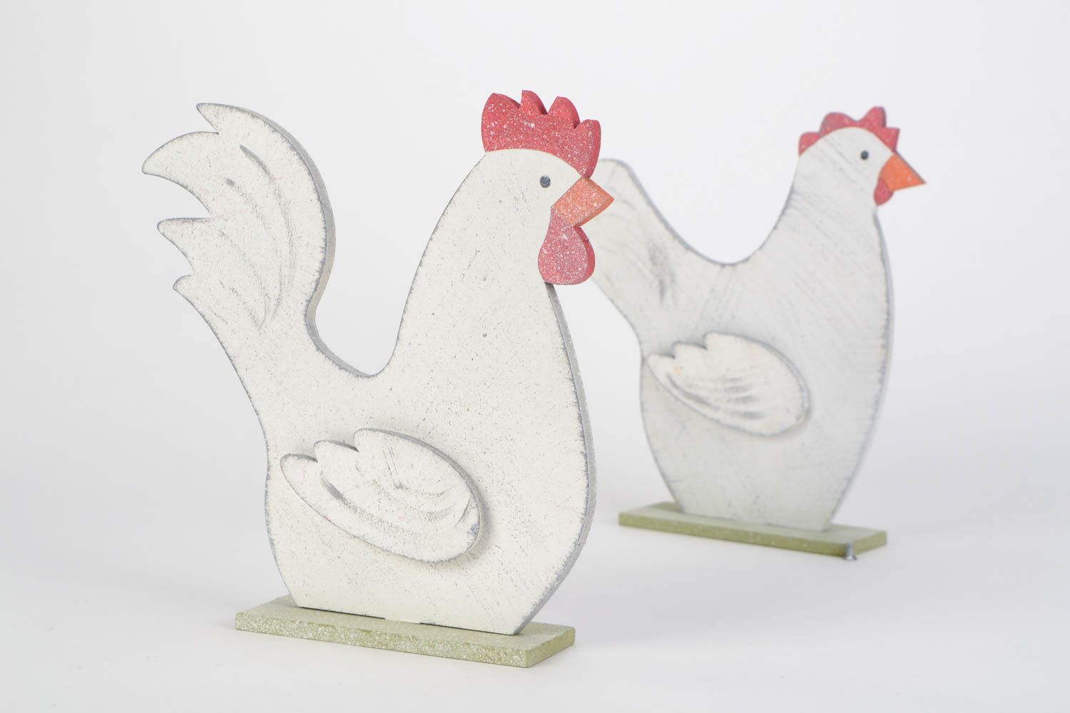 Set of handmade painted plywood desktop toys 2 pieces small hen and cock figurines photo 4