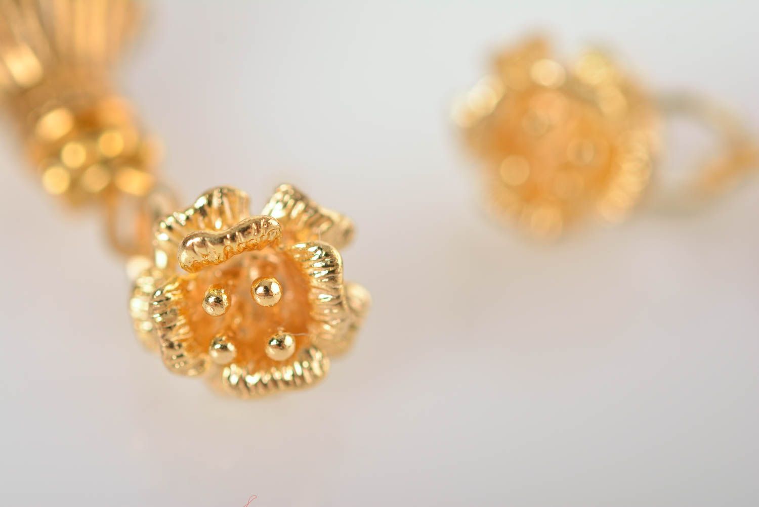Handmade elegant cute earrings unusual beaded earrings stylish jewelry photo 5