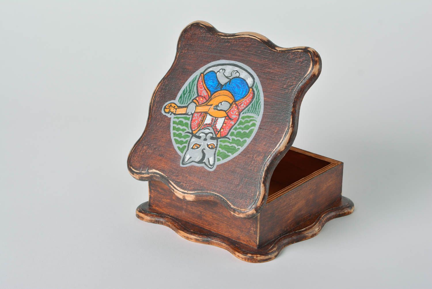 Lovely small handmade designer wooden jewelry box with painting photo 4
