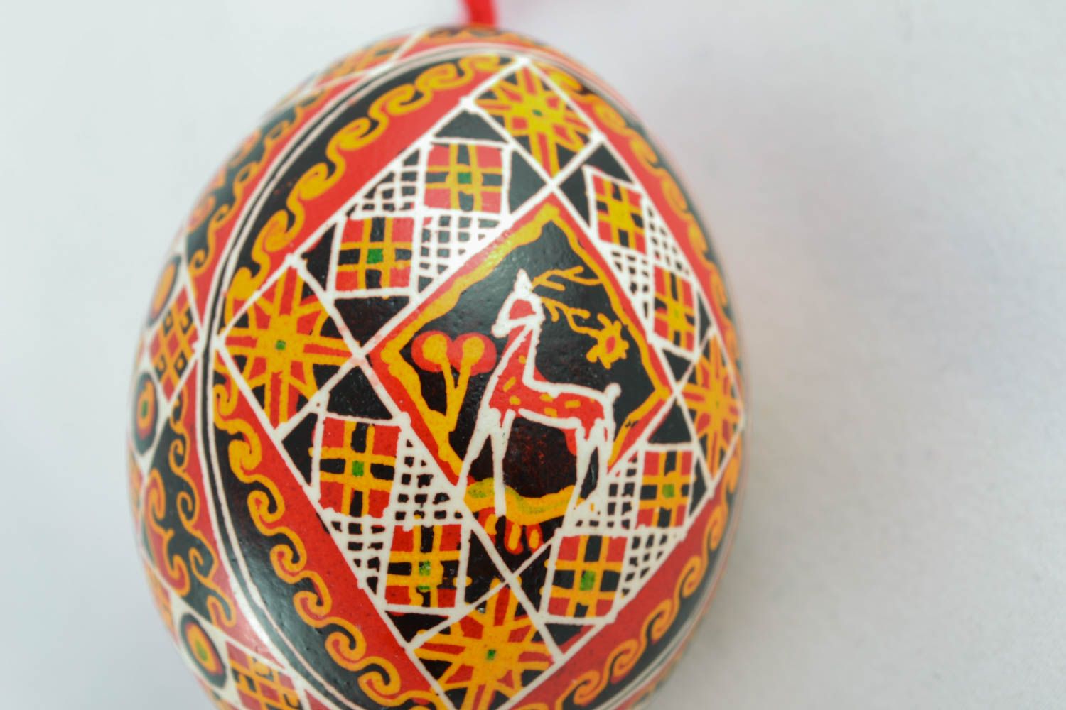 Painted Easter egg photo 3