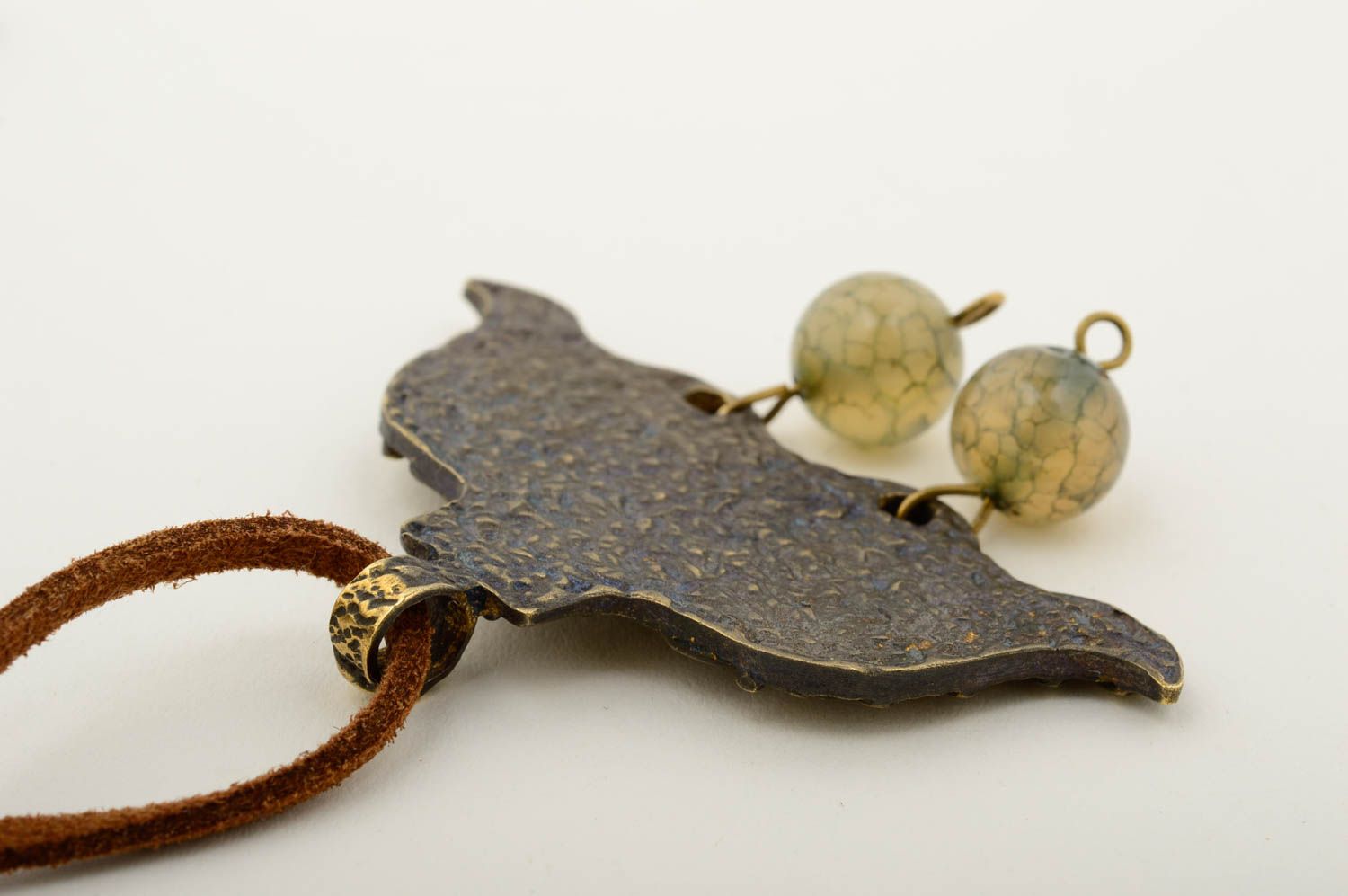 Pendentif bronze Bijou fait main deux perles d'agate tendance Accessoire femme photo 5