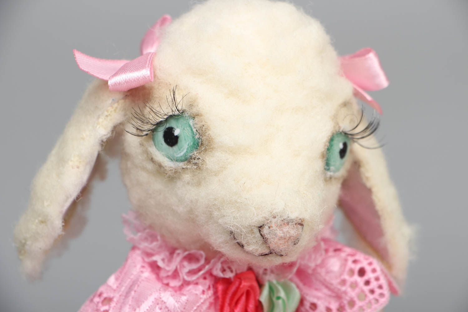 Мягкая игрушка овечка из шерсти фото 2