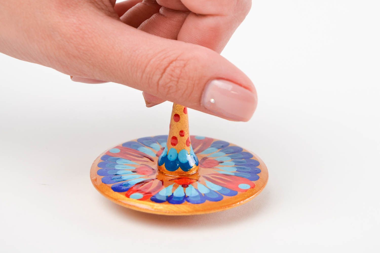 Игрушка ручной работы детская юла расписанная гуашью игрушка из дерева фото 1