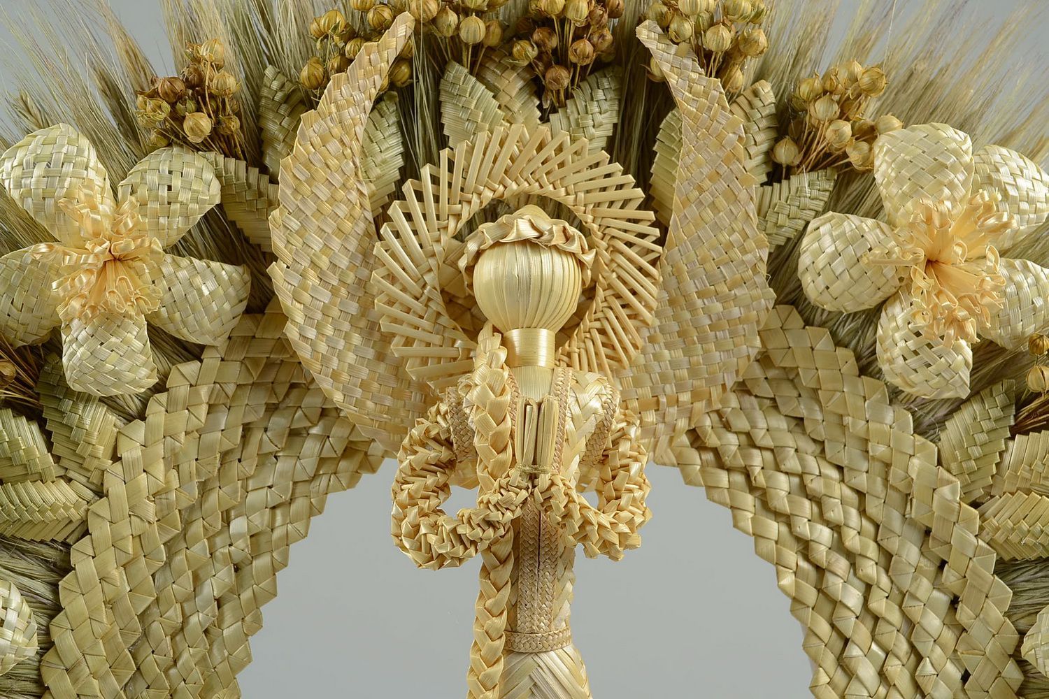 Panneau déco en couronne d'épi 'Bereguinia avec des fleurs' photo 4