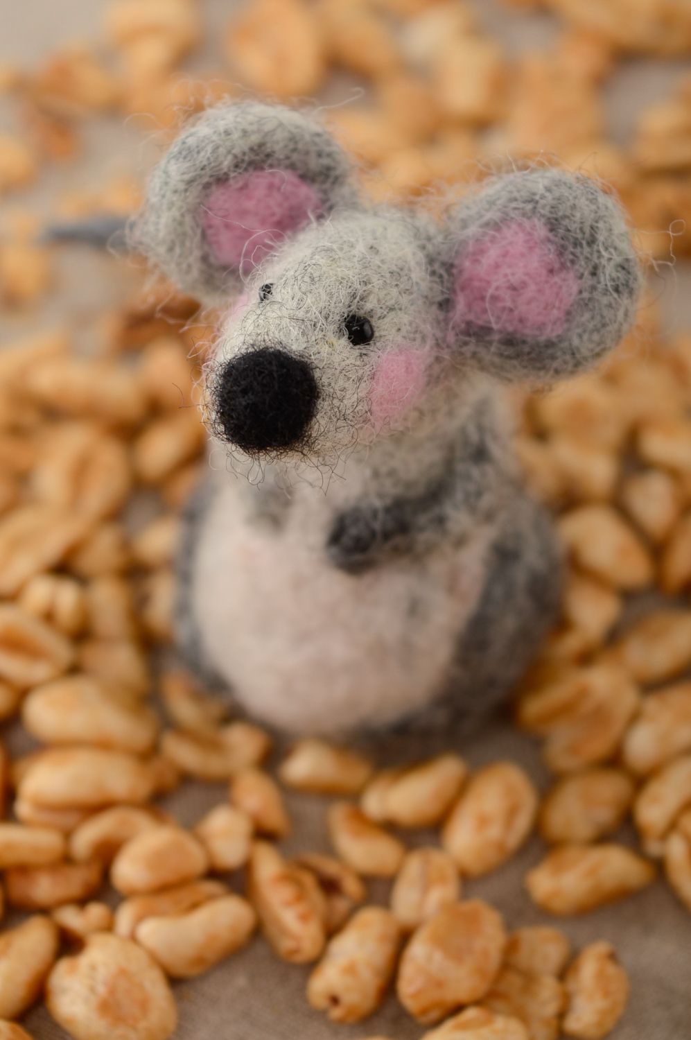 Felted wool toy Gray Mouse photo 1
