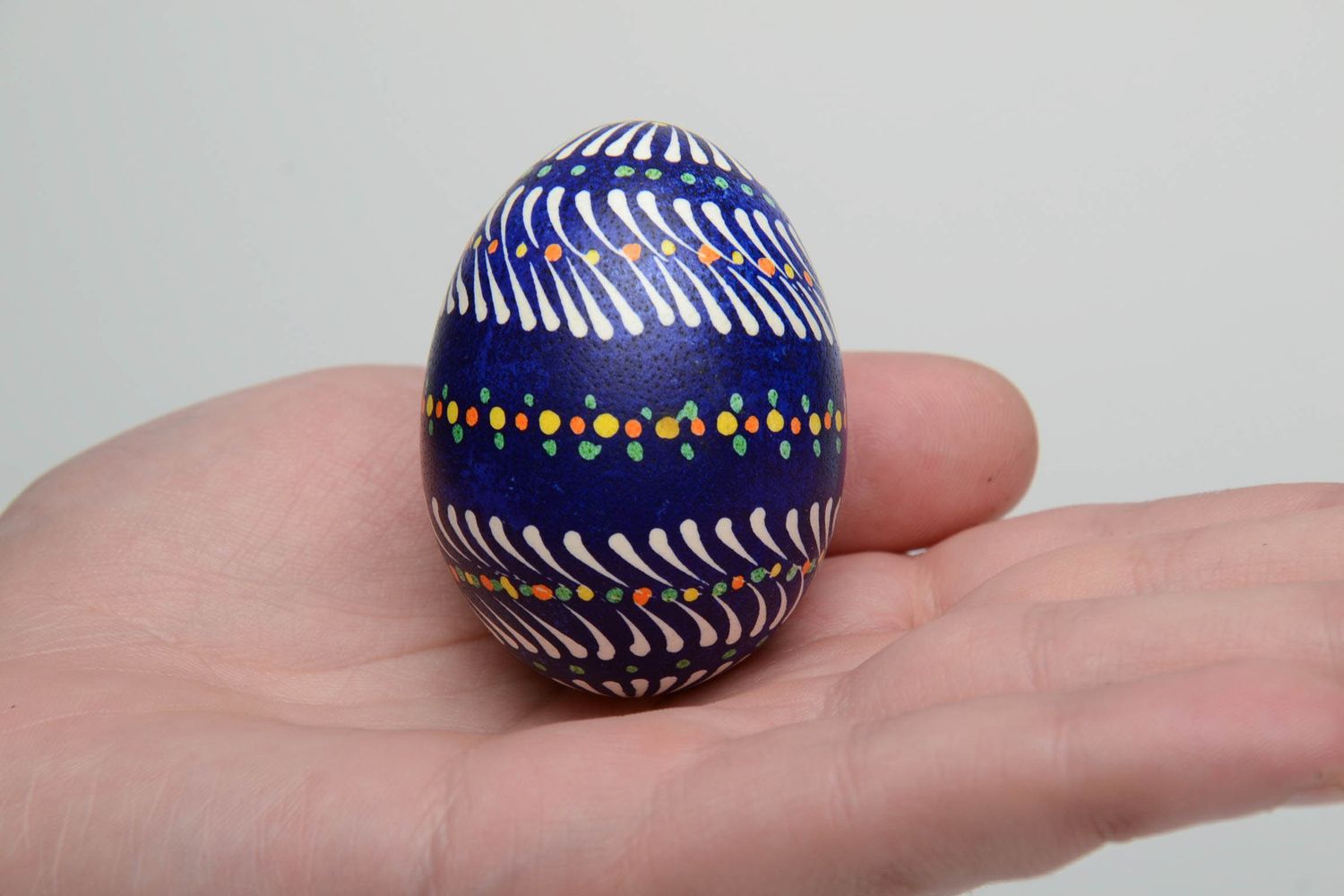 Handmade Easter egg of blue color with Lemkiv painting photo 5