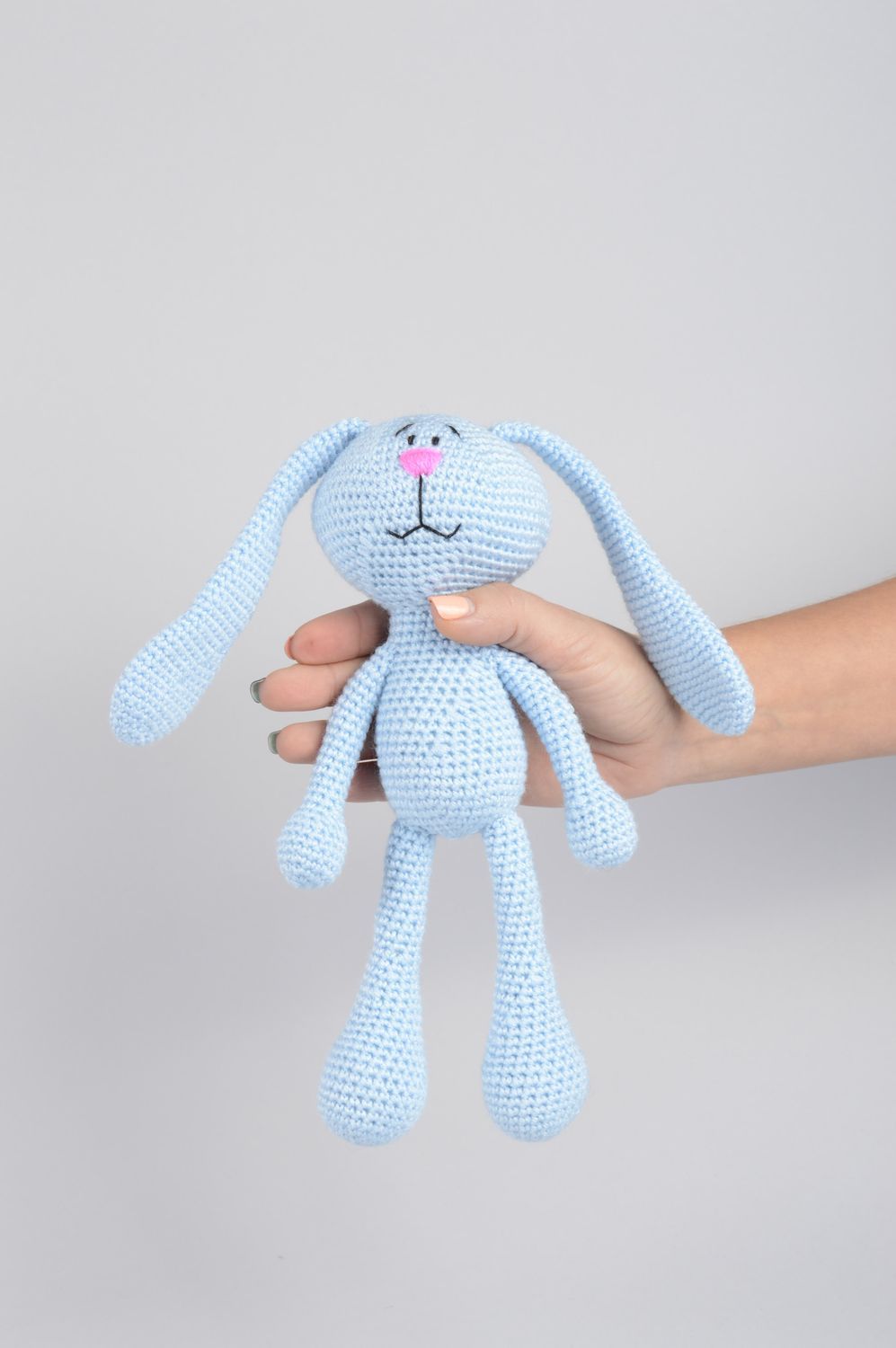 Игрушка заяц ручной работы детская игрушка вязаная мягкая игрушка голубая фото 5