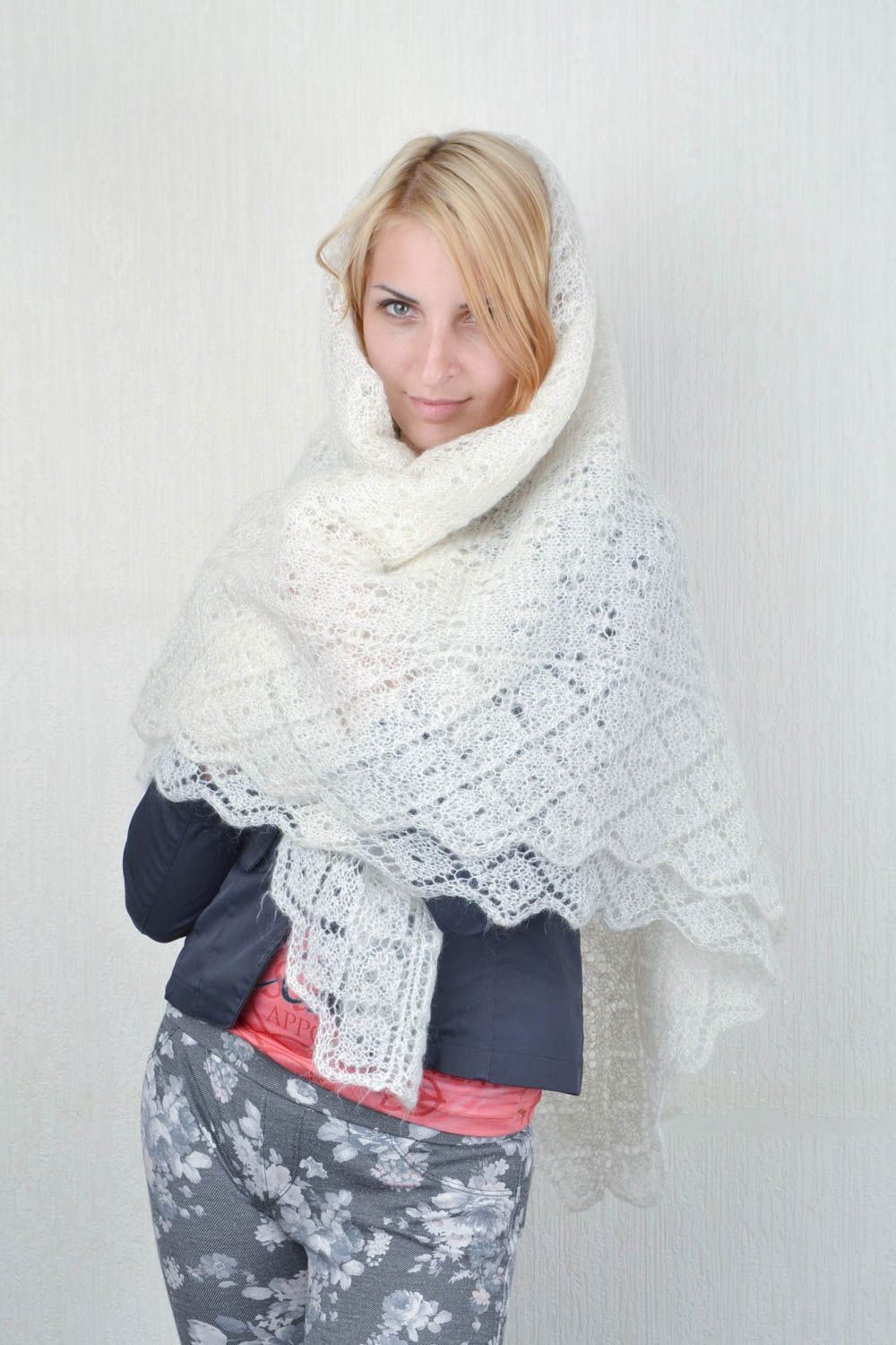 Handmade Damen Schal gestricktes Tuch Frauen Accessoire warm groß weiß foto 1