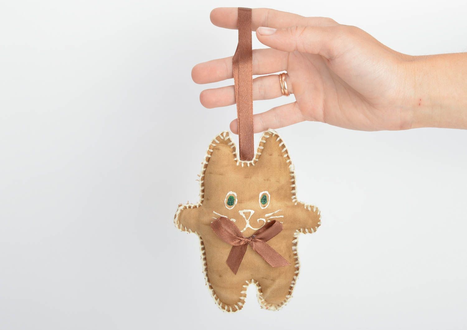 Handmade small brown fabric wall hanging soft toy with eyelet cat with bow photo 5
