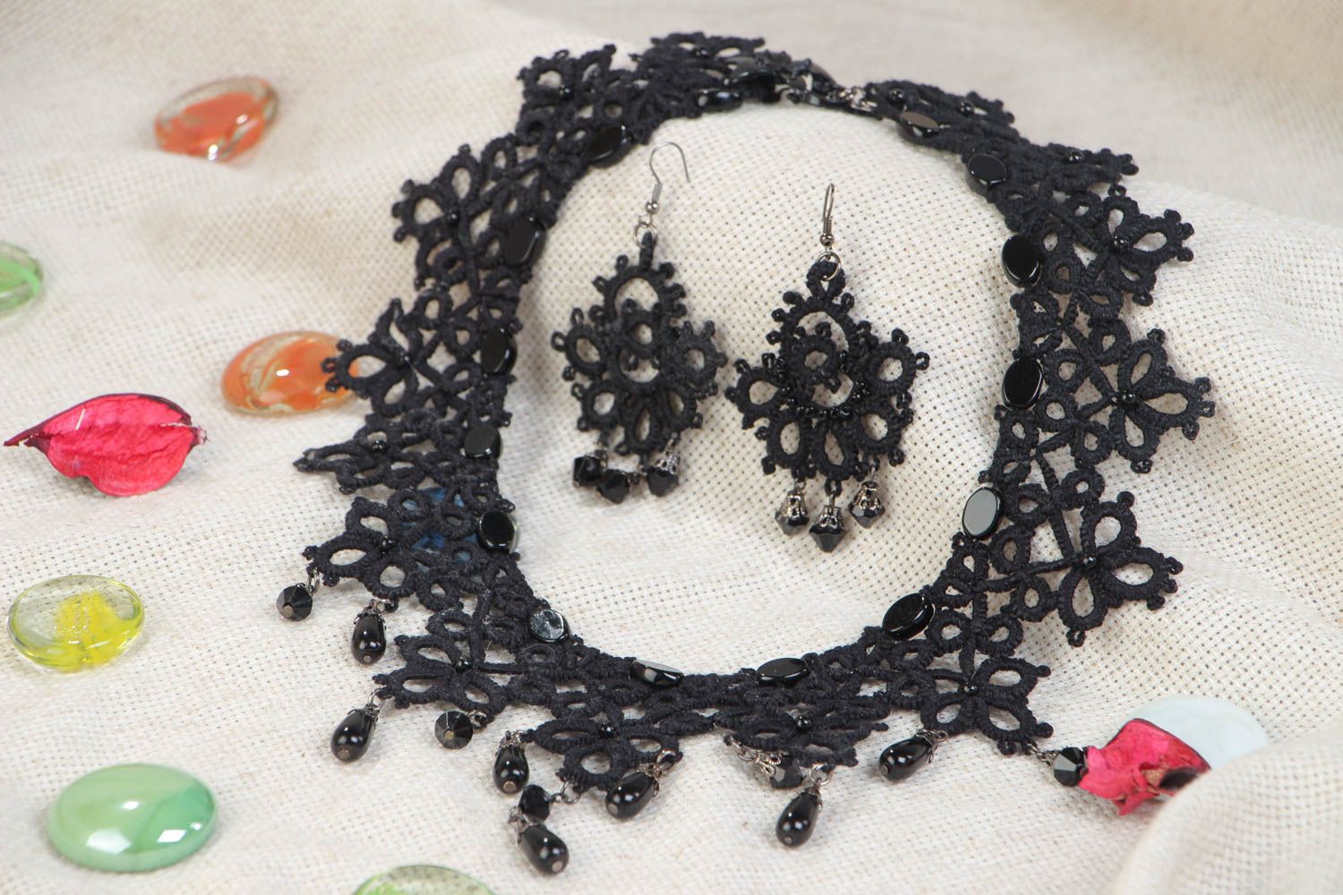 Handmade set of tatting jewelry openwork earrings and necklace 2 pieces  photo 1