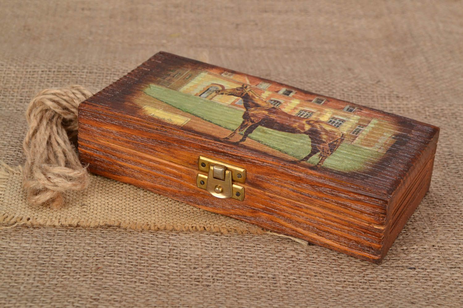 Wooden box for money photo 1