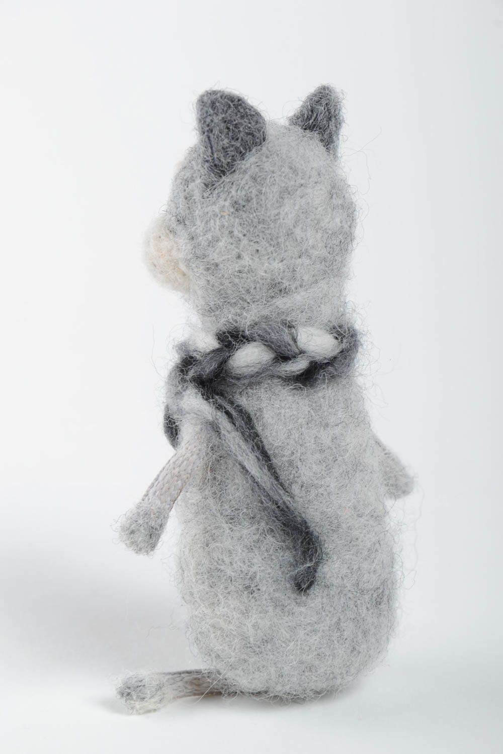 Авторская мягкая игрушка в технике валяния ручной работы для декора дома Кот фото 4