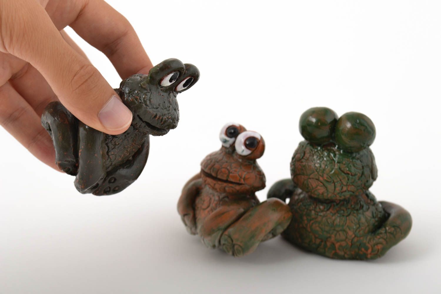 Figurines décoratives Statuettes animaux fait main 3 grenouilles Cadeau original photo 5