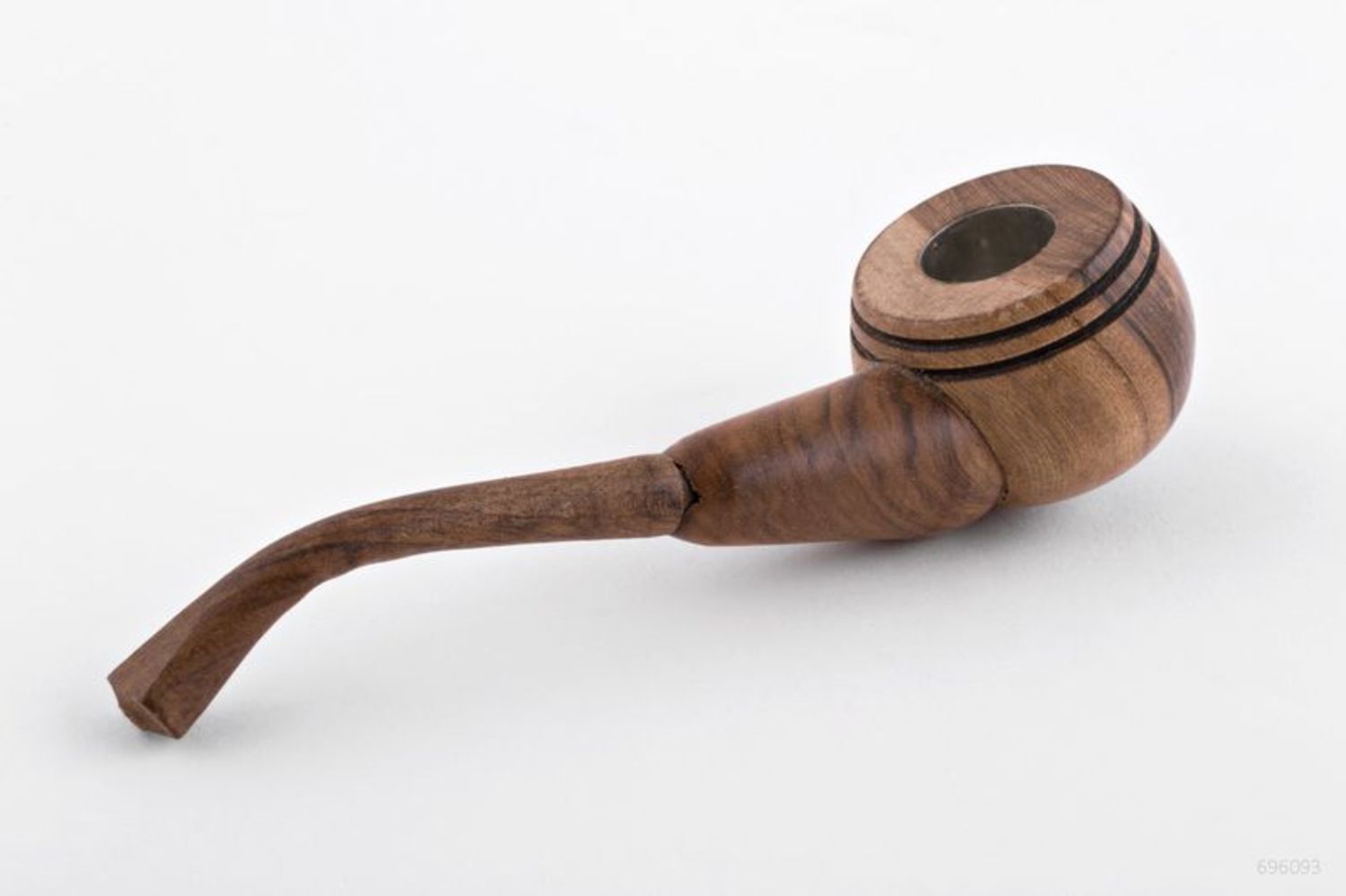 Decorative smoking pipe made of wood for decorative use only photo 4