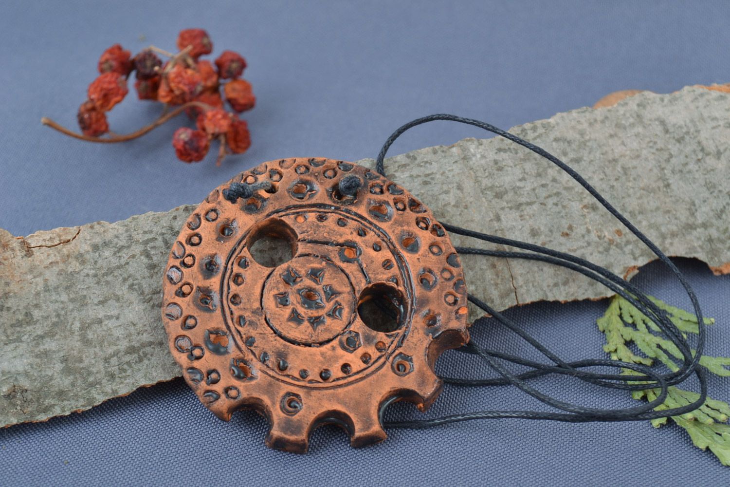 Handmade brown ceramic pendant in the shape of clock detail painted with acrylics photo 1