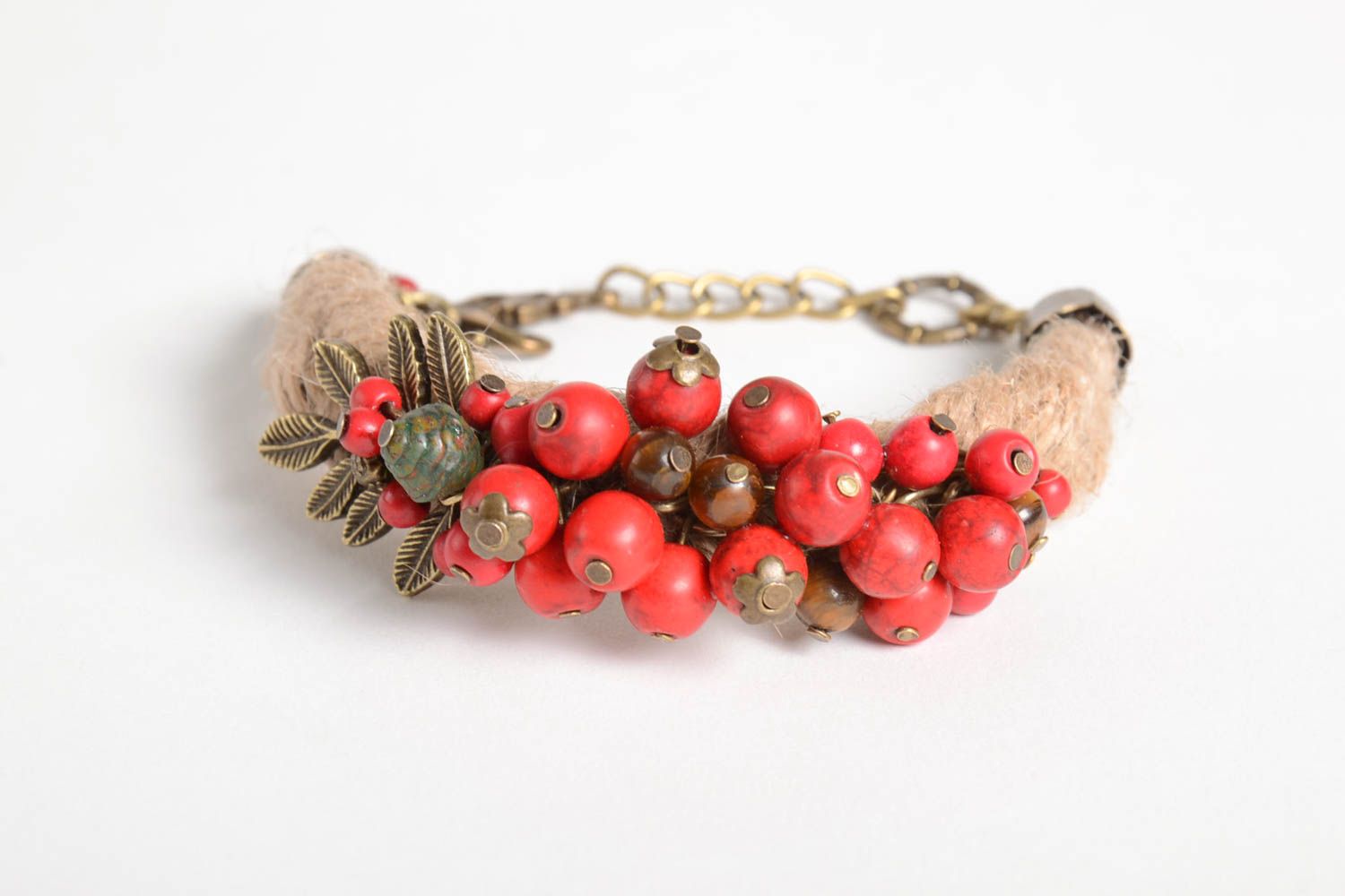 Handmade chain red hot large beads bracelet for women photo 6