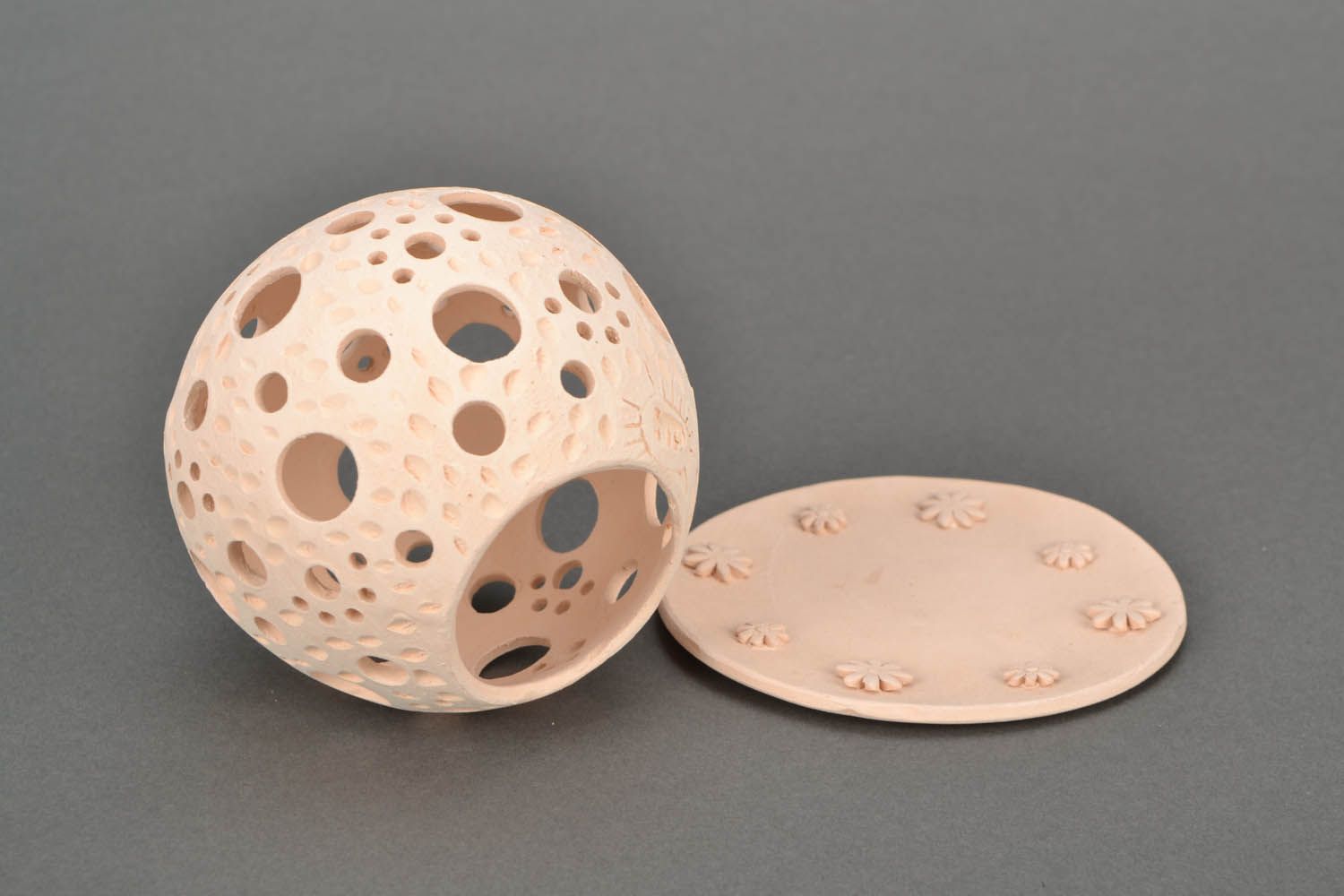 Chandelier en céramique en forme de boule fait main photo 4
