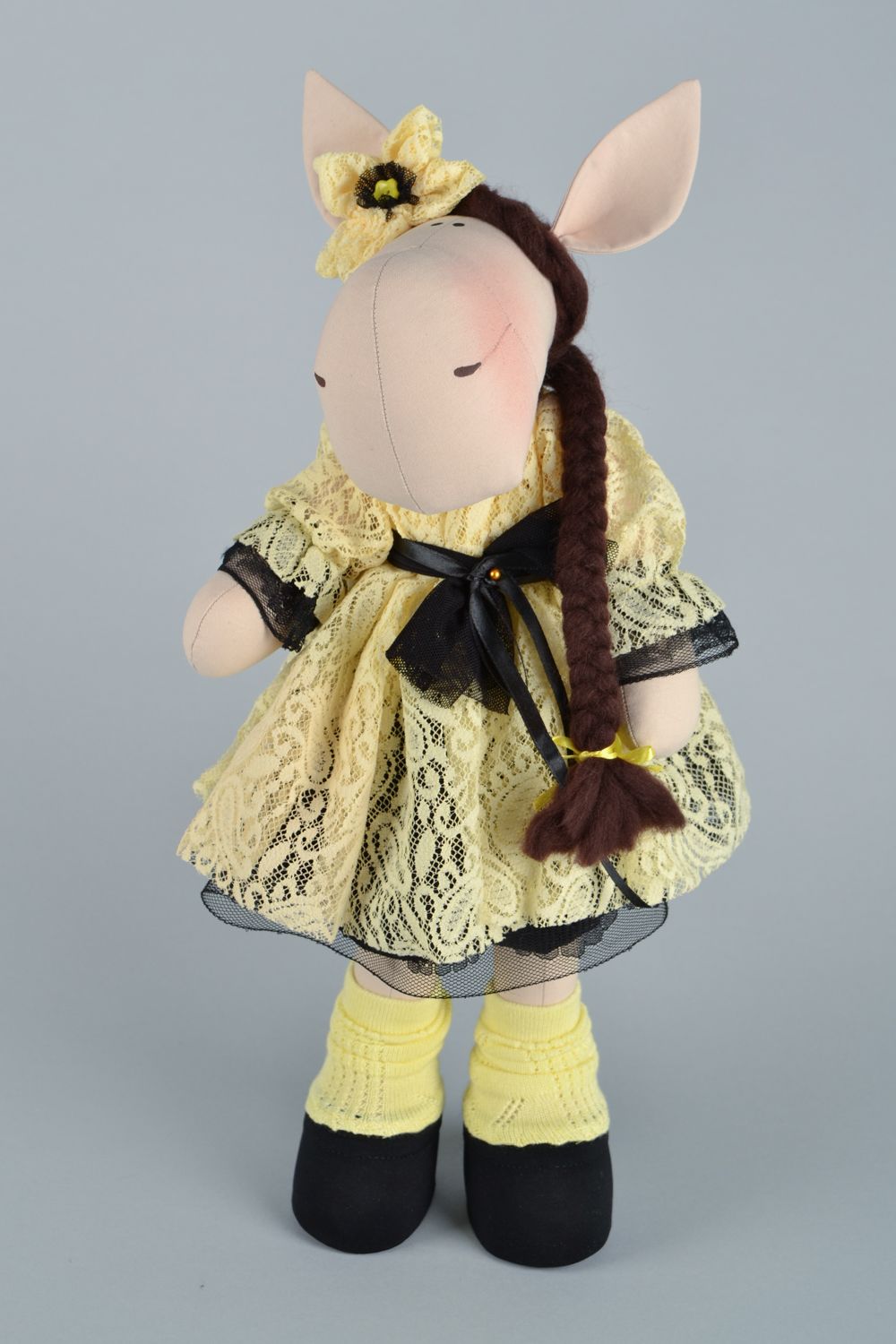 Peluche décorative Cheval avec tresse faite main photo 1