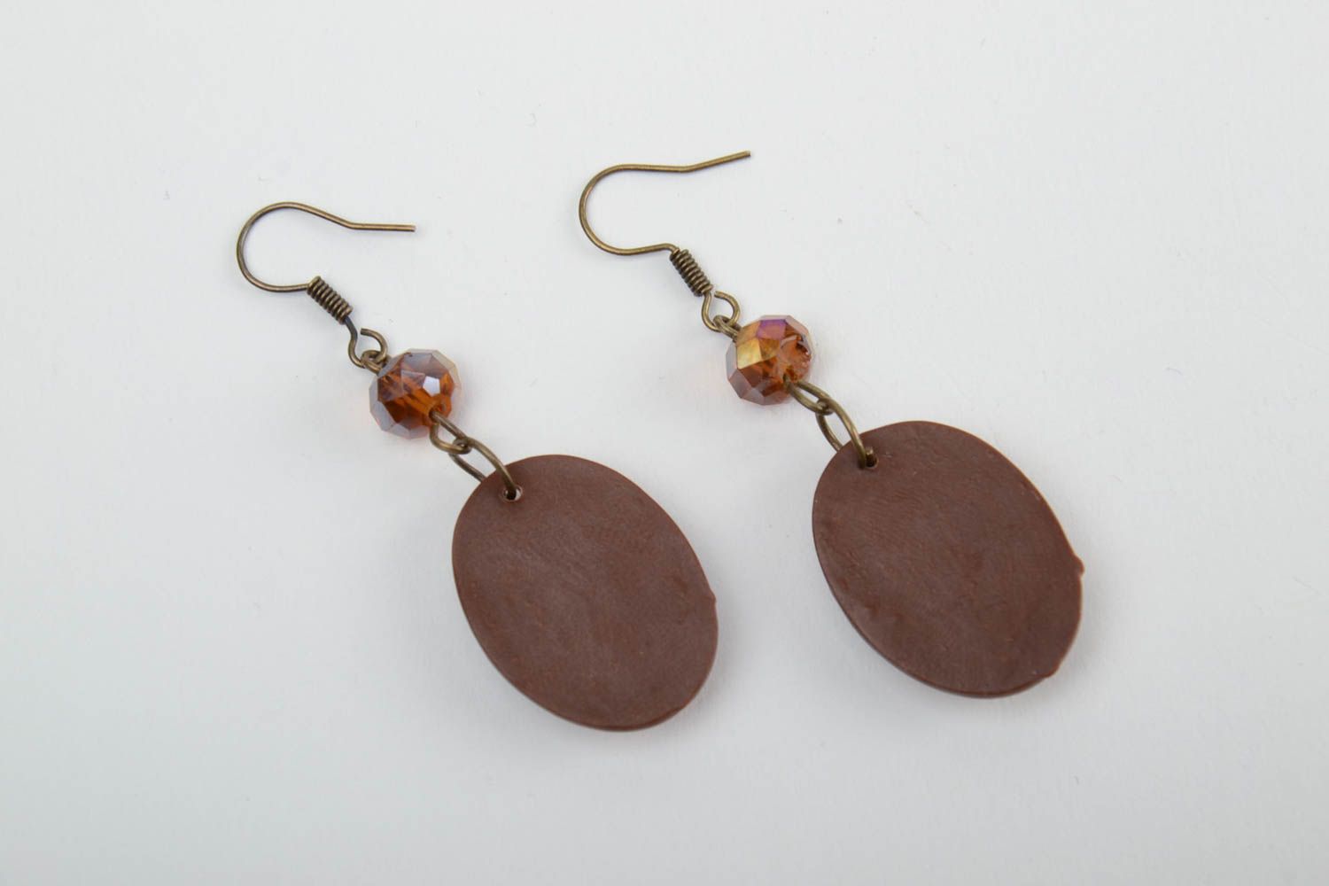 Handmade oval cameo polymer clay dangling earrings in light color palette photo 5