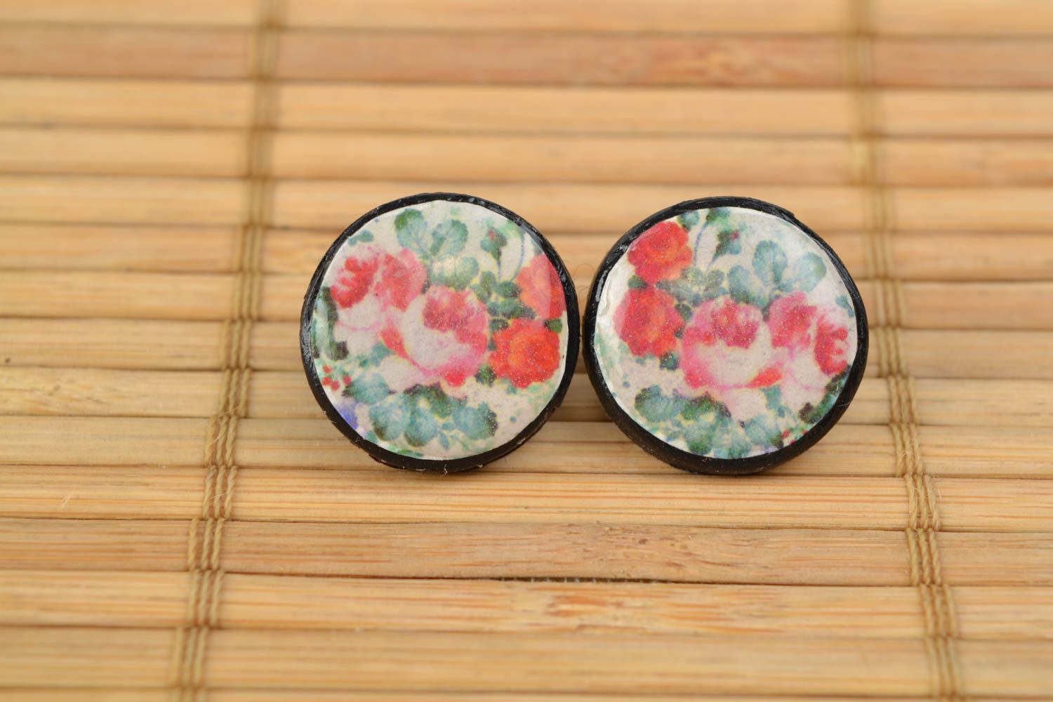 Handmade polymer clay round stud earrings with flowers photo 1